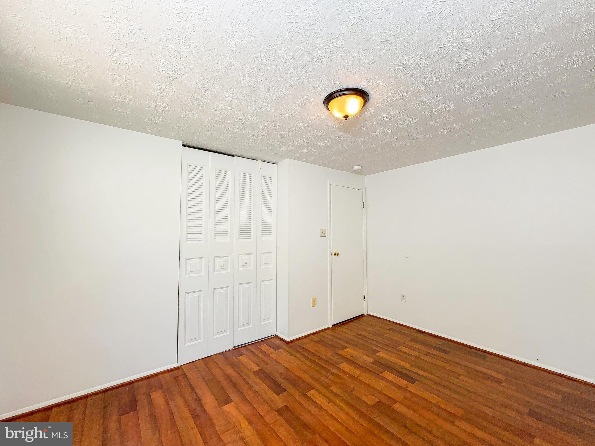 PROSPECT KNOLLS - Residential