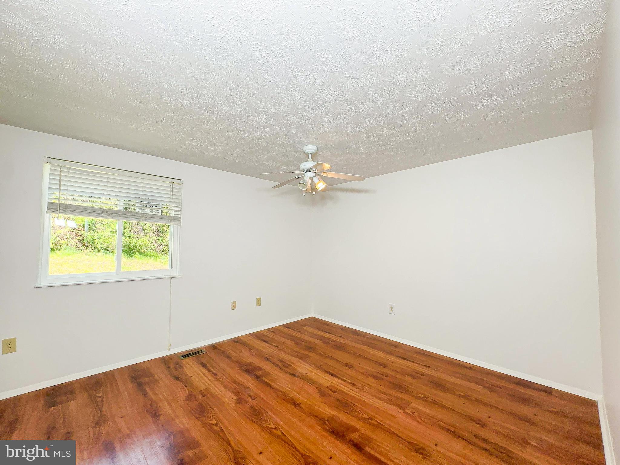 PROSPECT KNOLLS - Residential