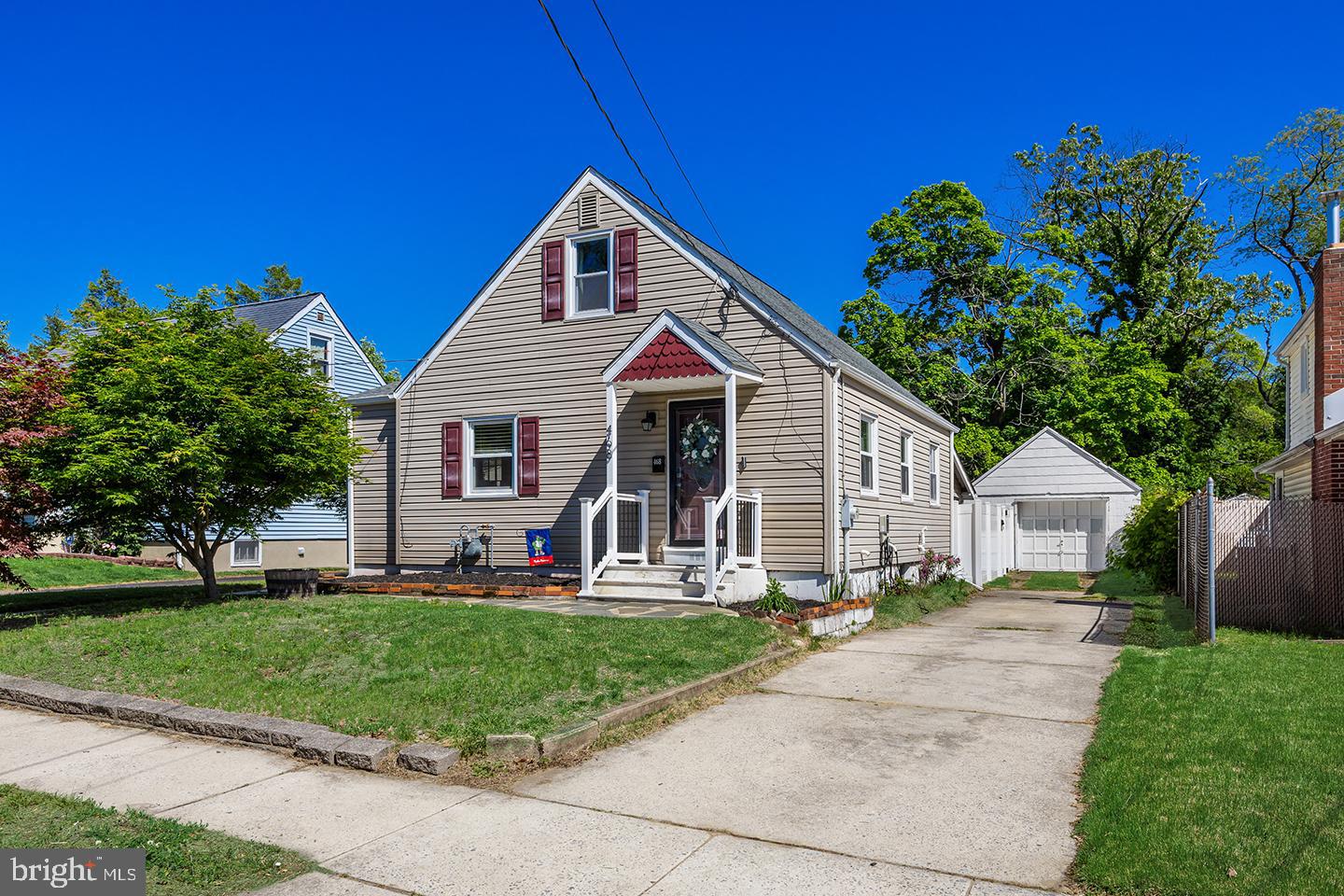 468 CENTER AVENUE