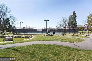 BRAMBLETON LANDBAY 2 - Residential Lease