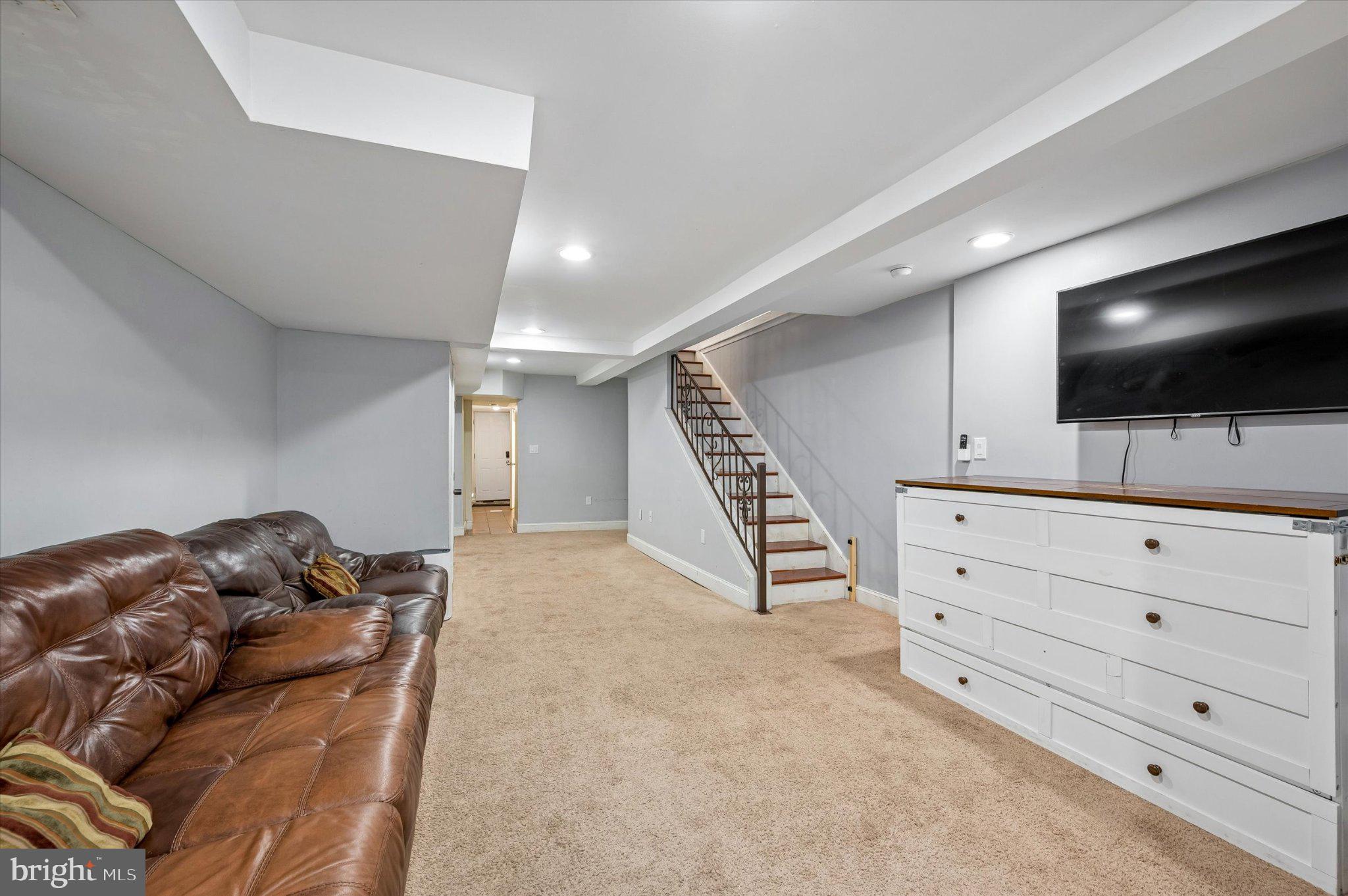 GERMANTOWN - Residential