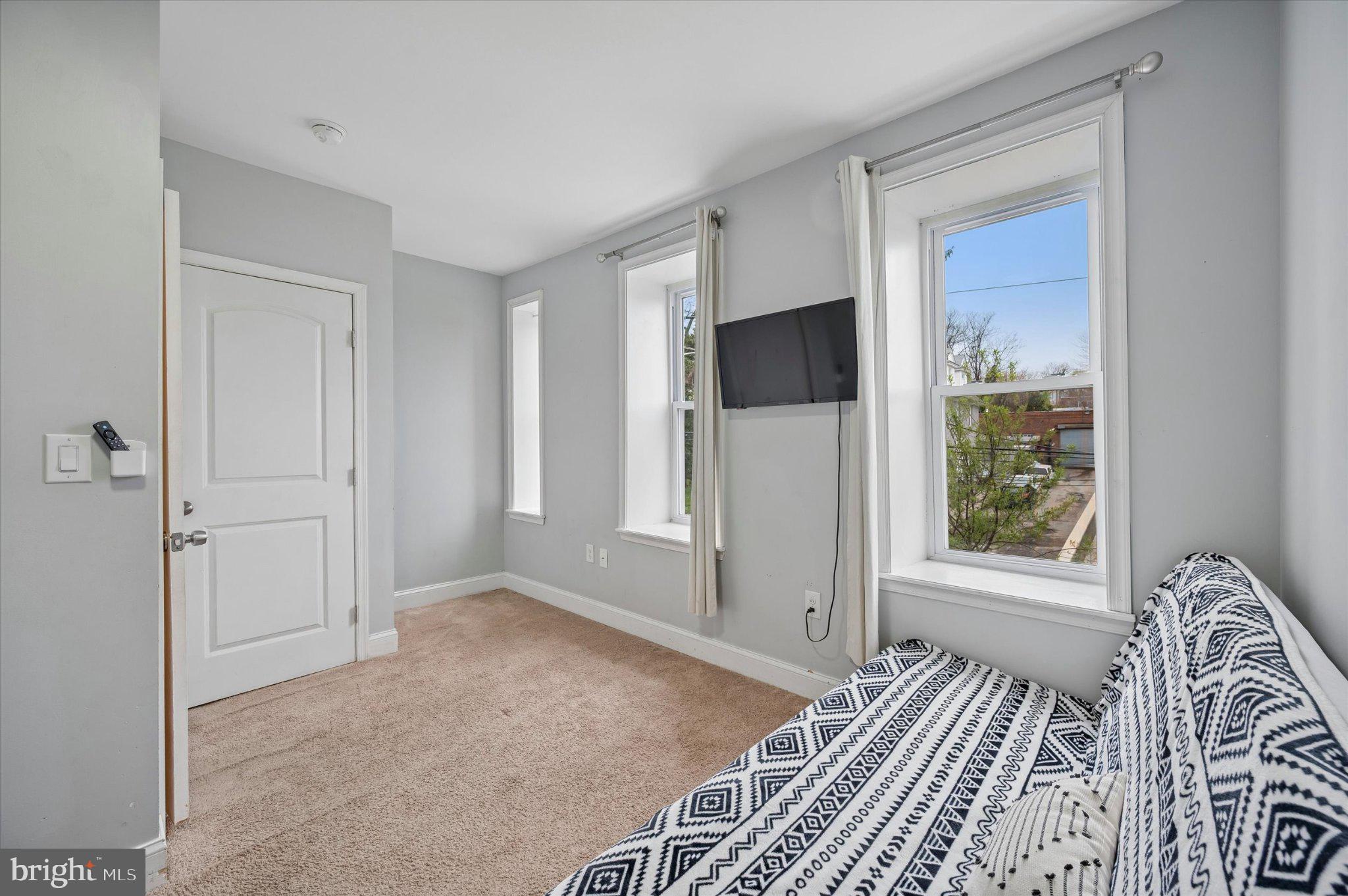 GERMANTOWN - Residential