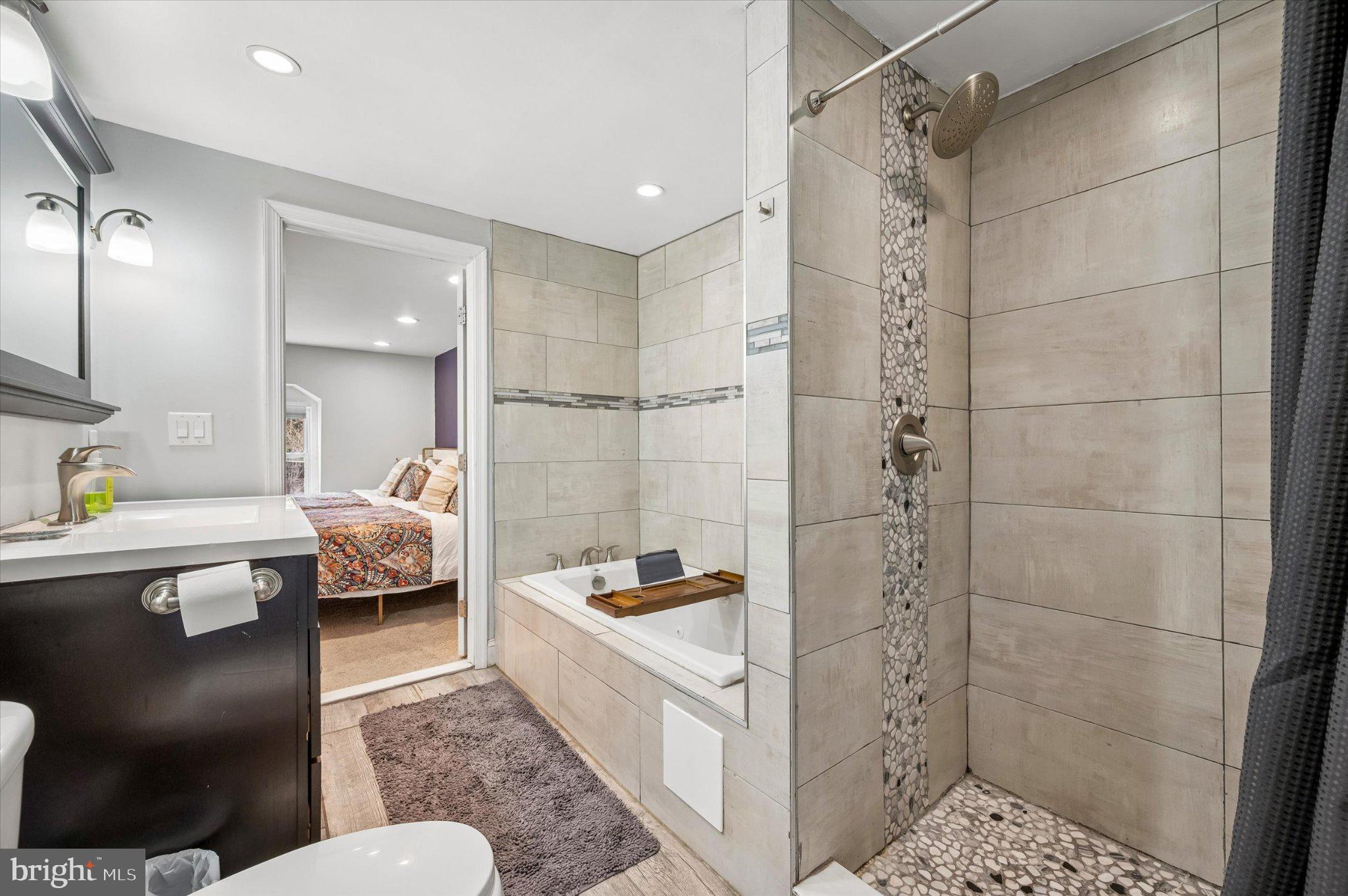 GERMANTOWN - Residential