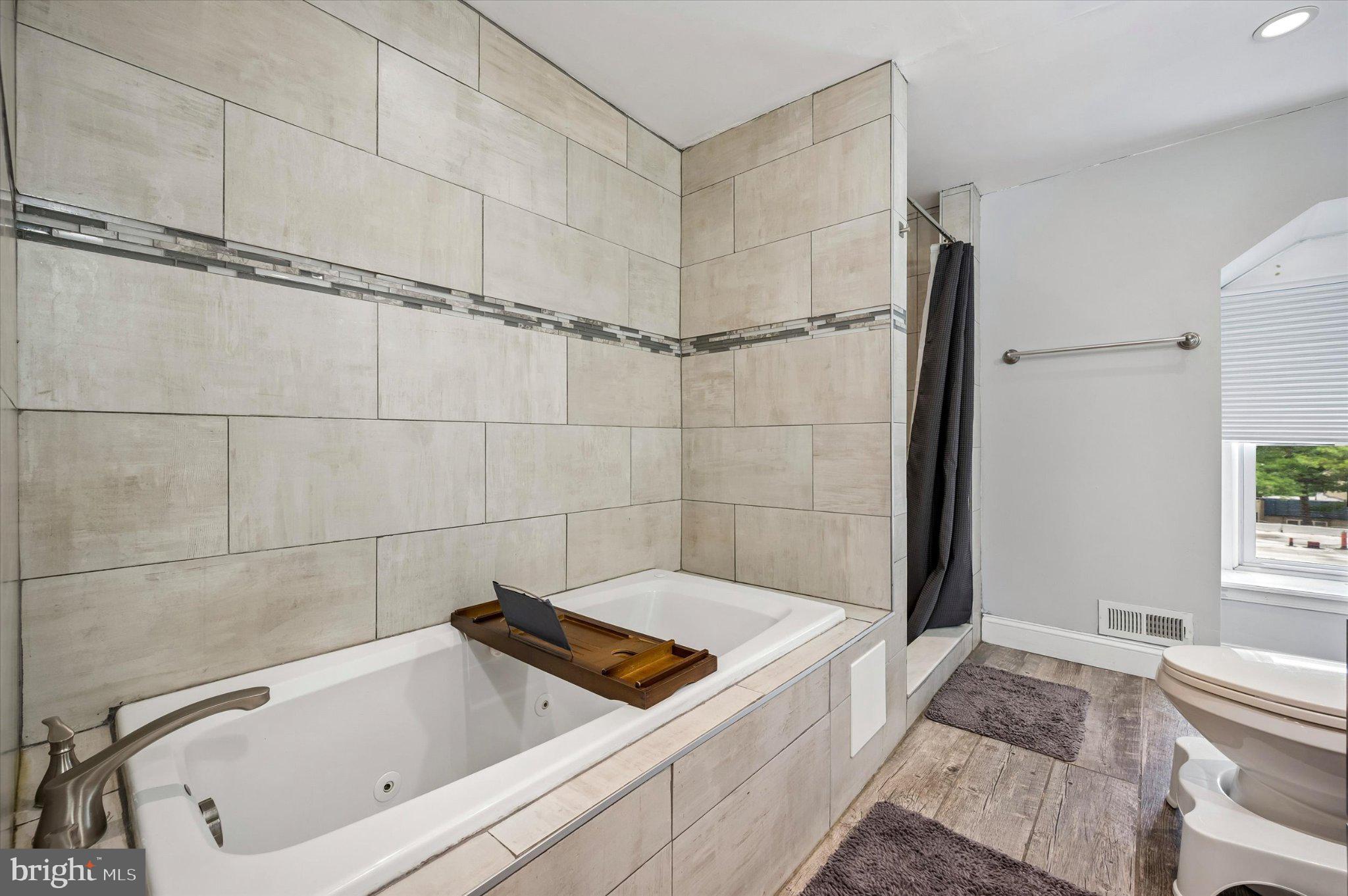 GERMANTOWN - Residential