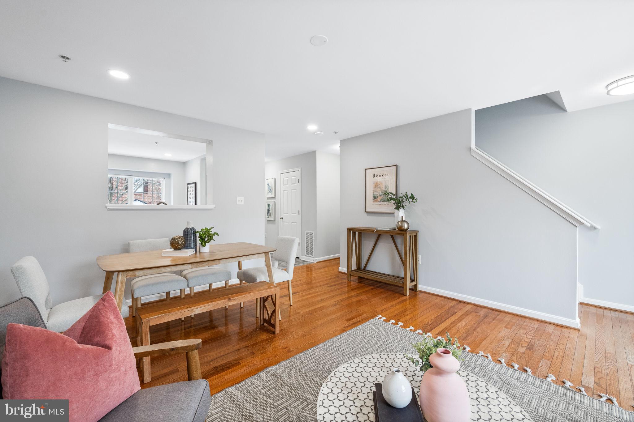 KING FARM BAILEYS COMMON - Residential