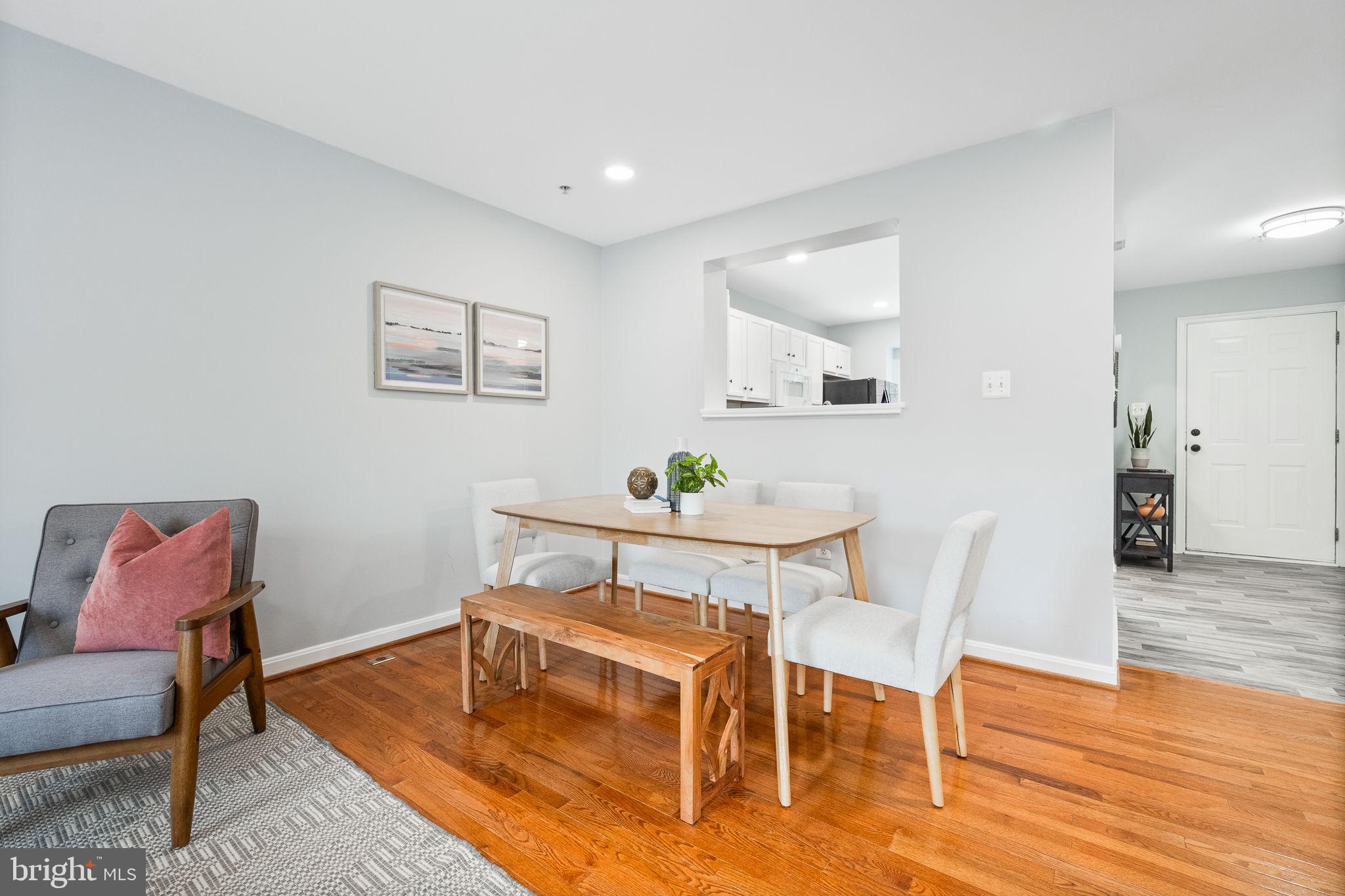 KING FARM BAILEYS COMMON - Residential