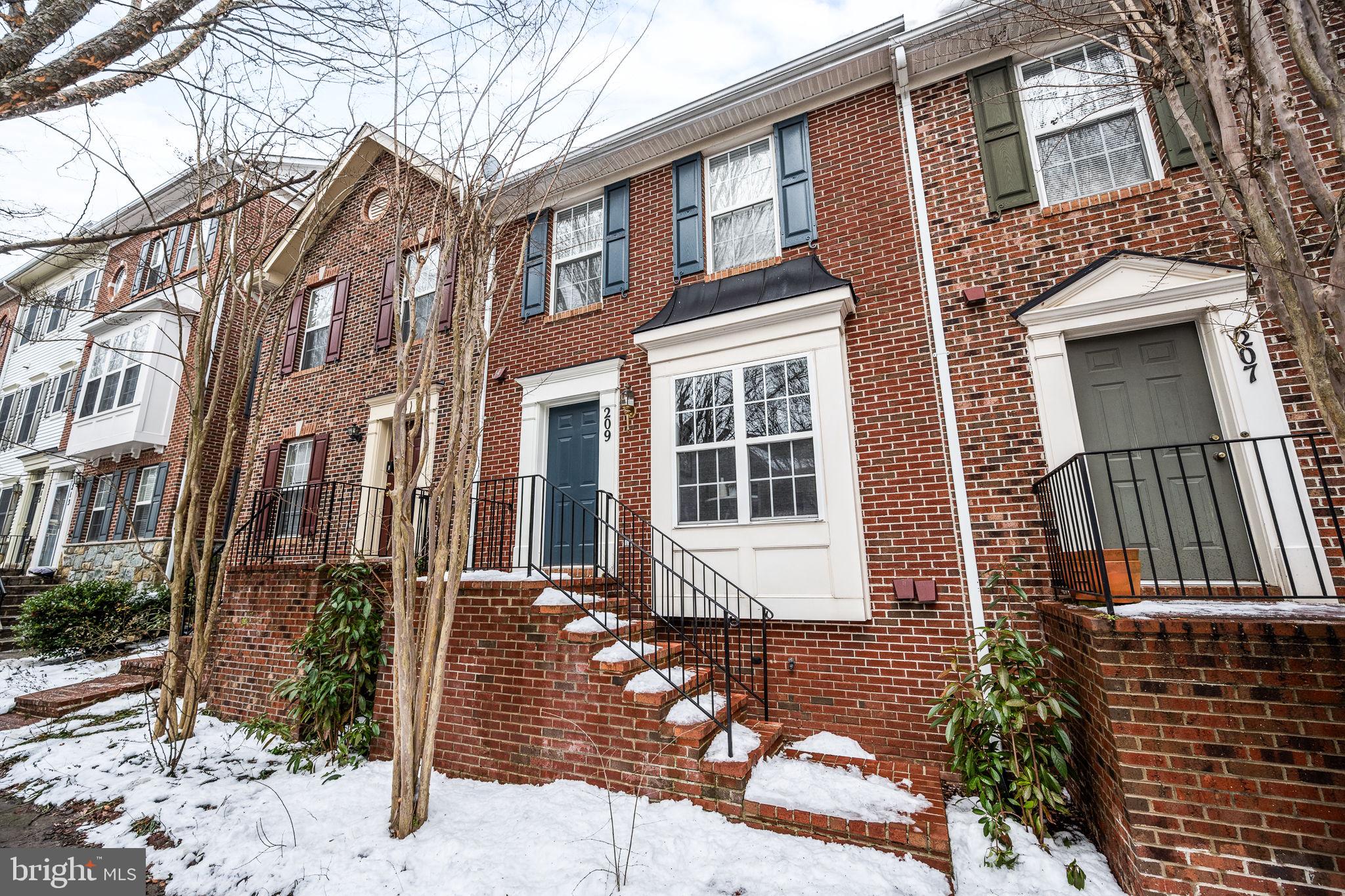 KING FARM BAILEYS COMMON - Residential