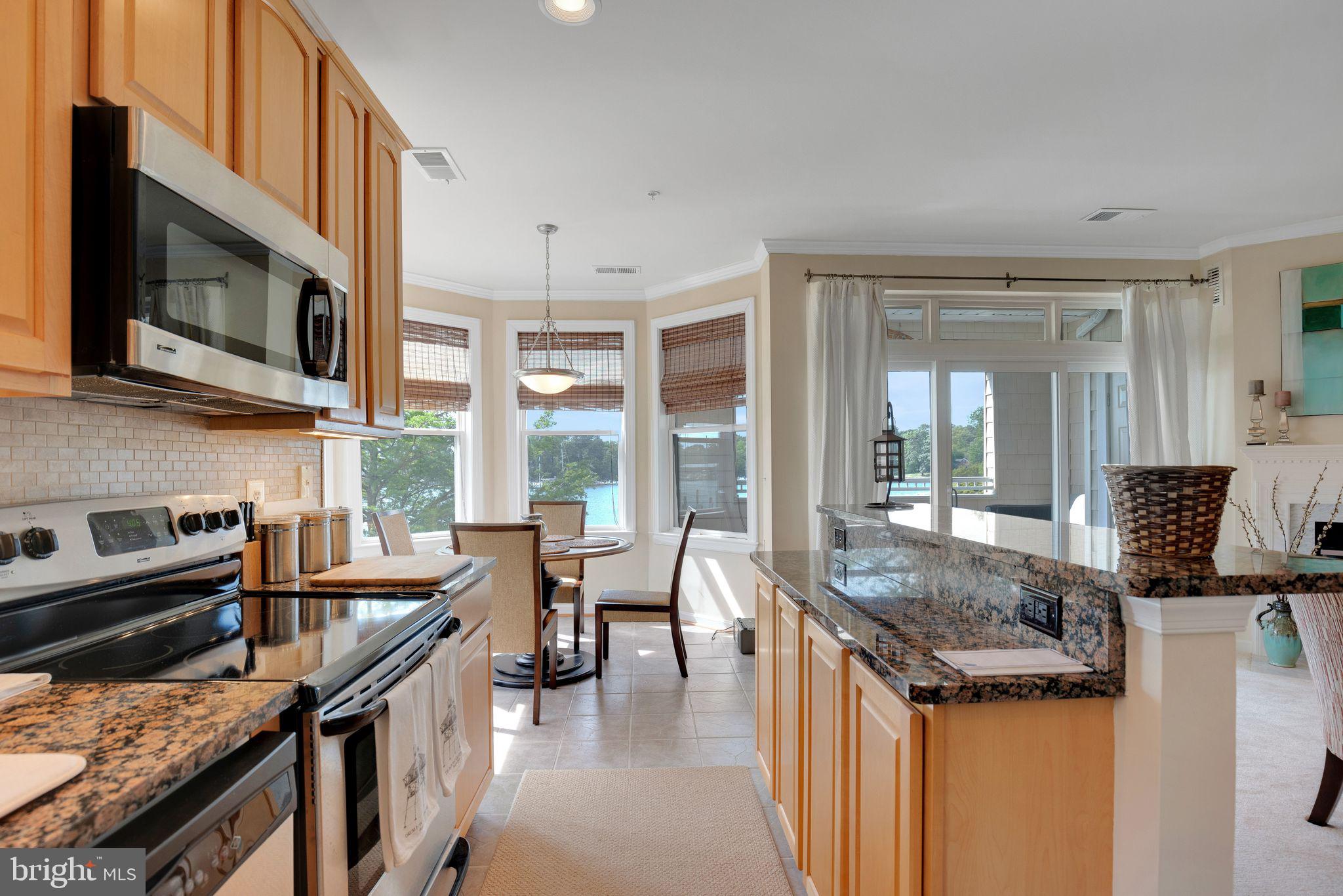 OYSTER BAY CONDOMINIUMS - Residential