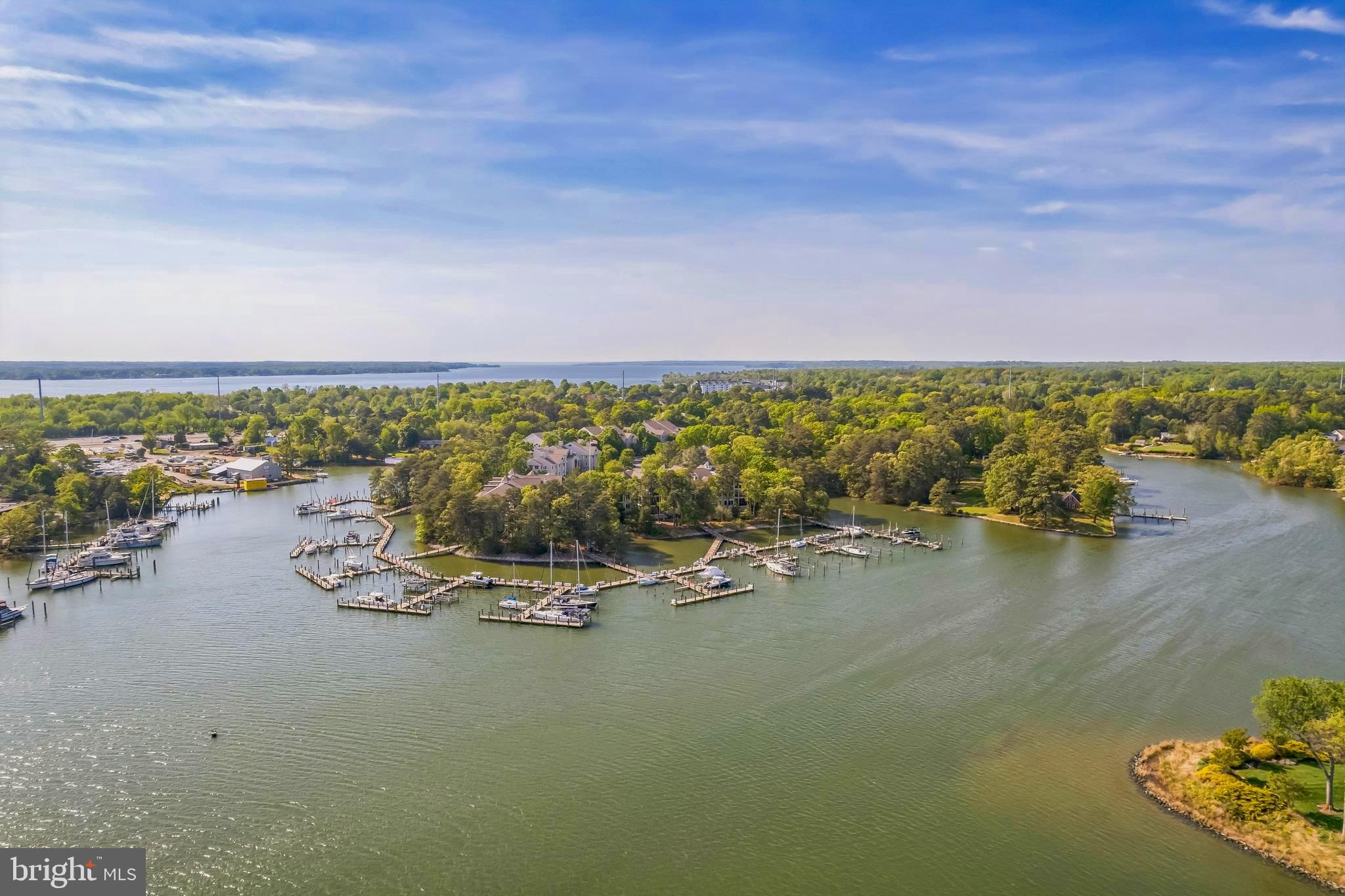 OYSTER BAY CONDOMINIUMS - Residential