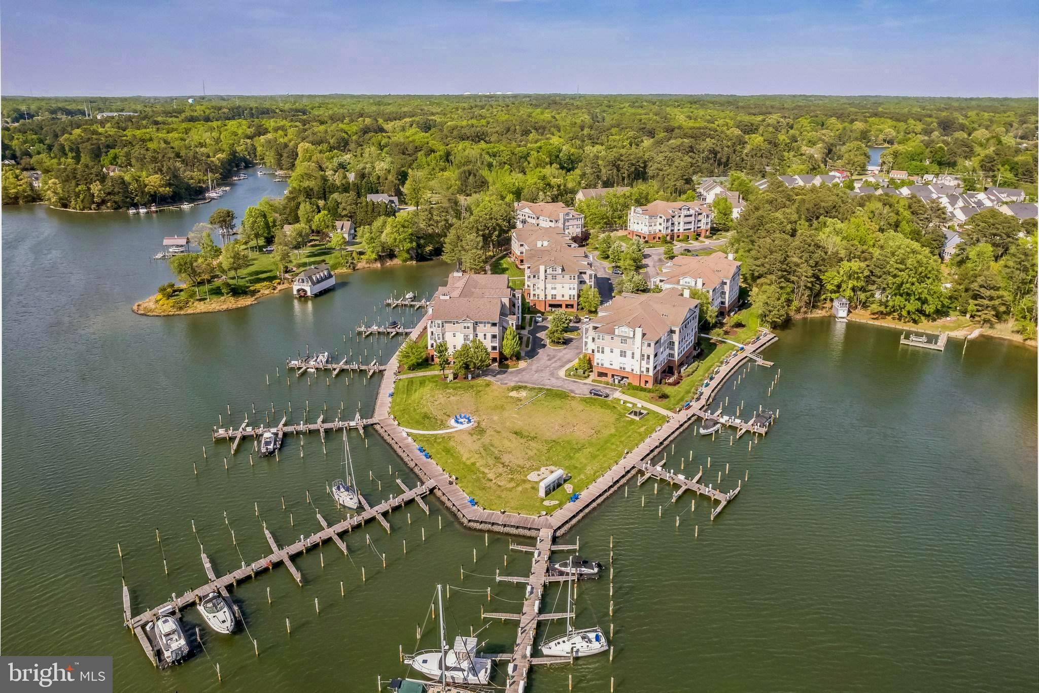 OYSTER BAY CONDOMINIUMS - Residential