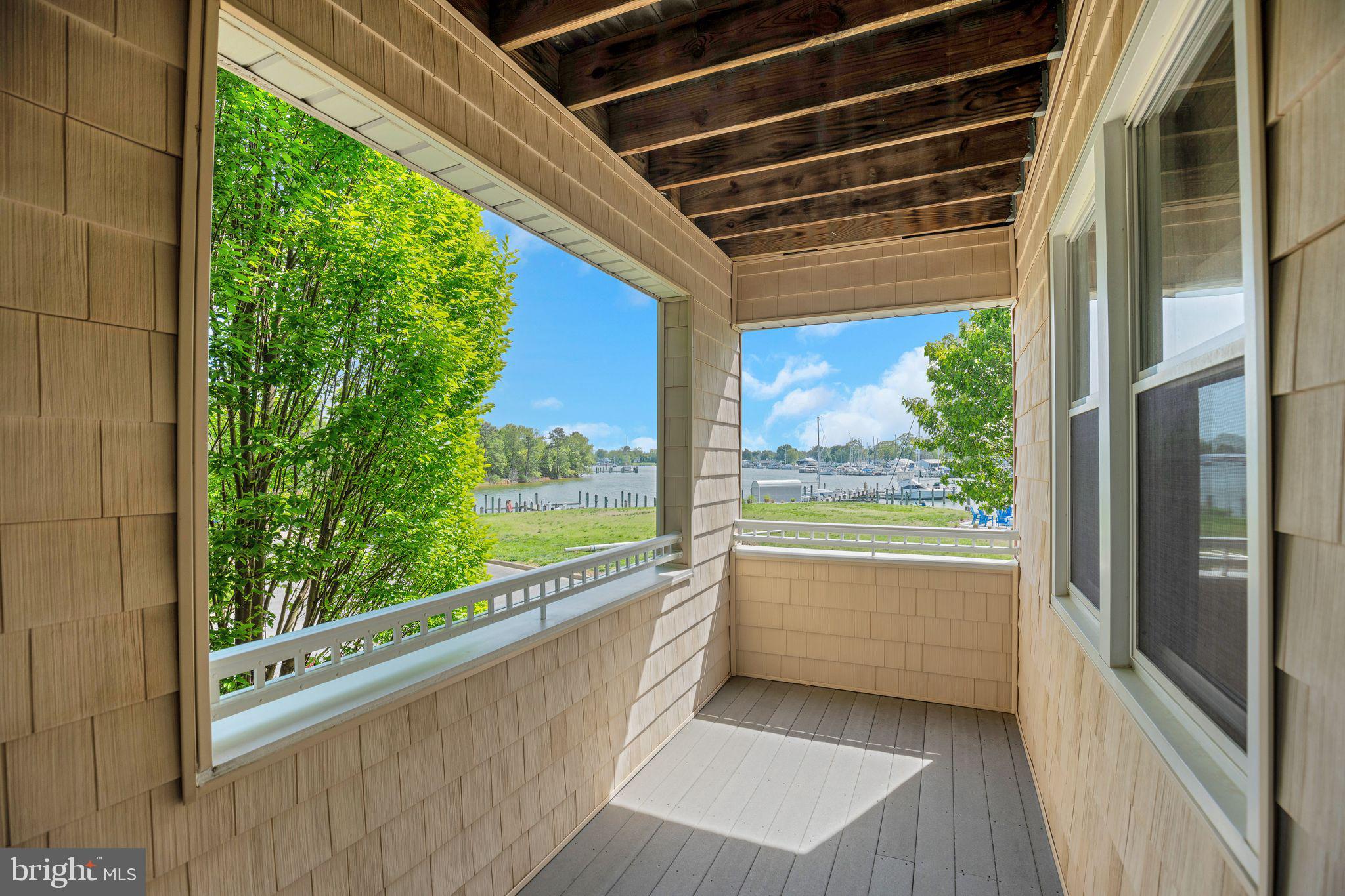 OYSTER BAY CONDOMINIUMS - Residential