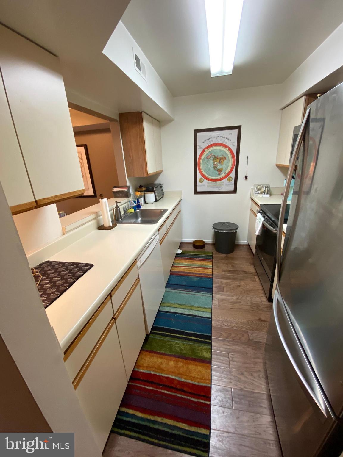 PONDS AT CENTREVILLE - Residential