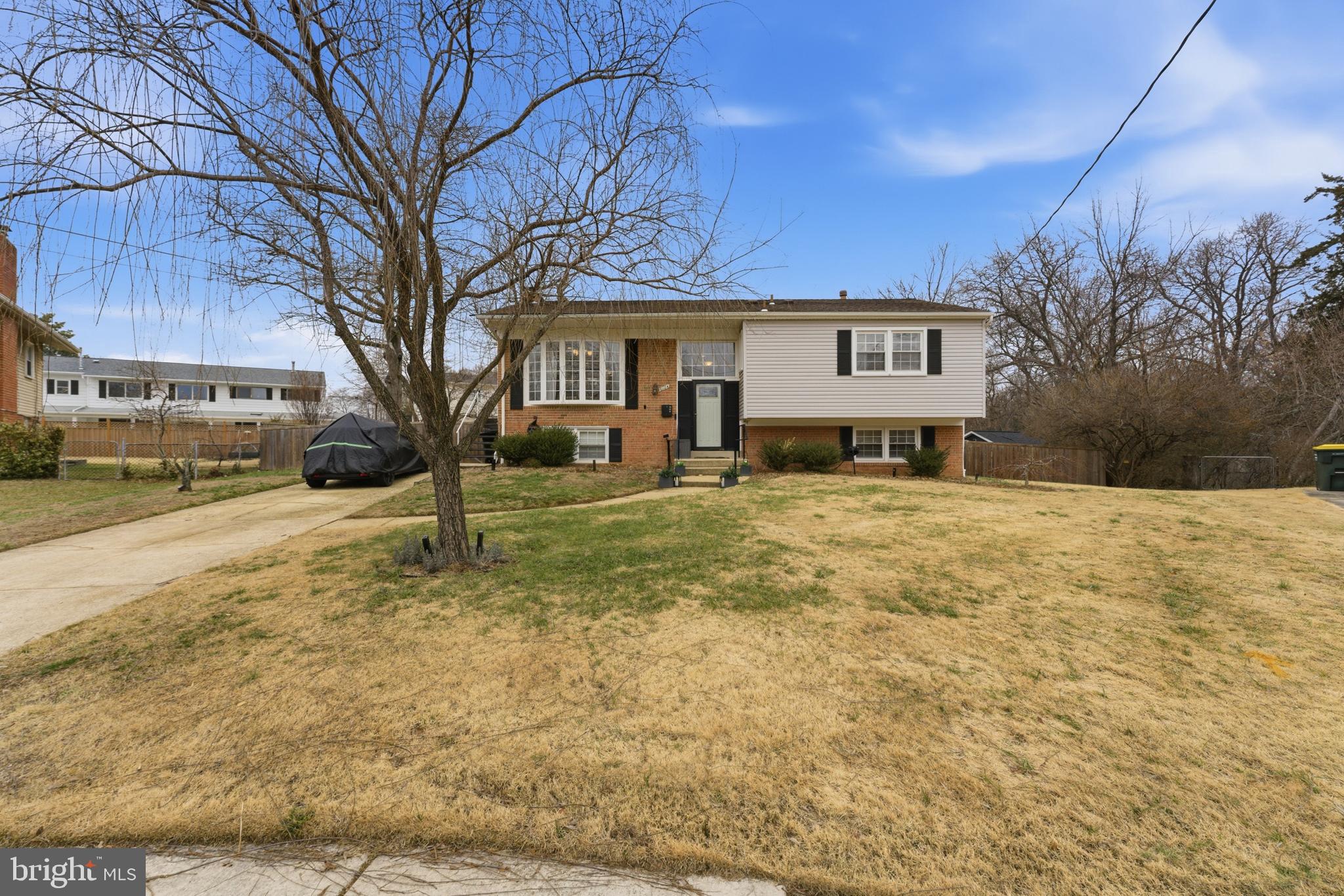 MONTICELLO WOODS - Residential