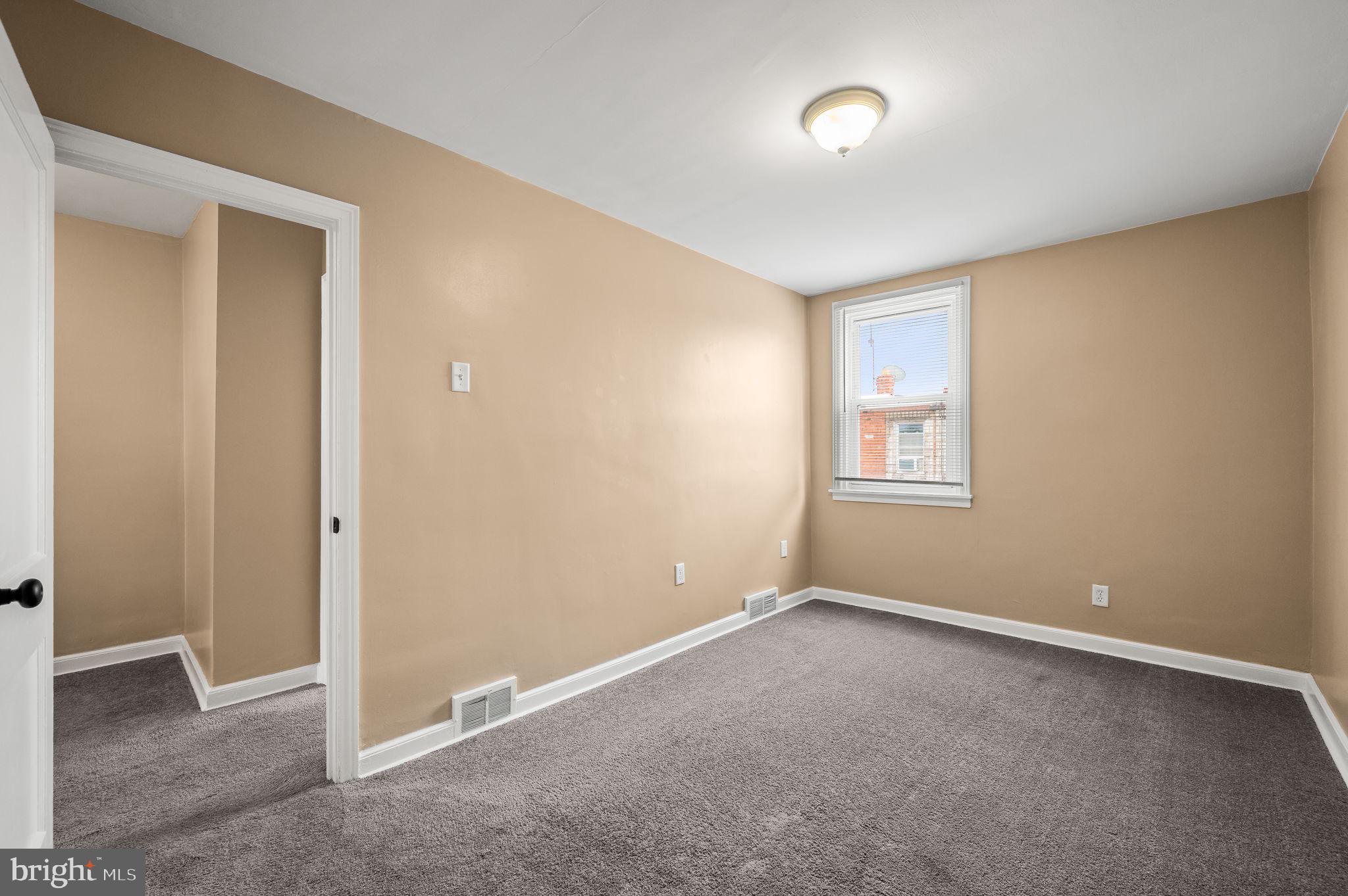 MAYFAIR - Residential