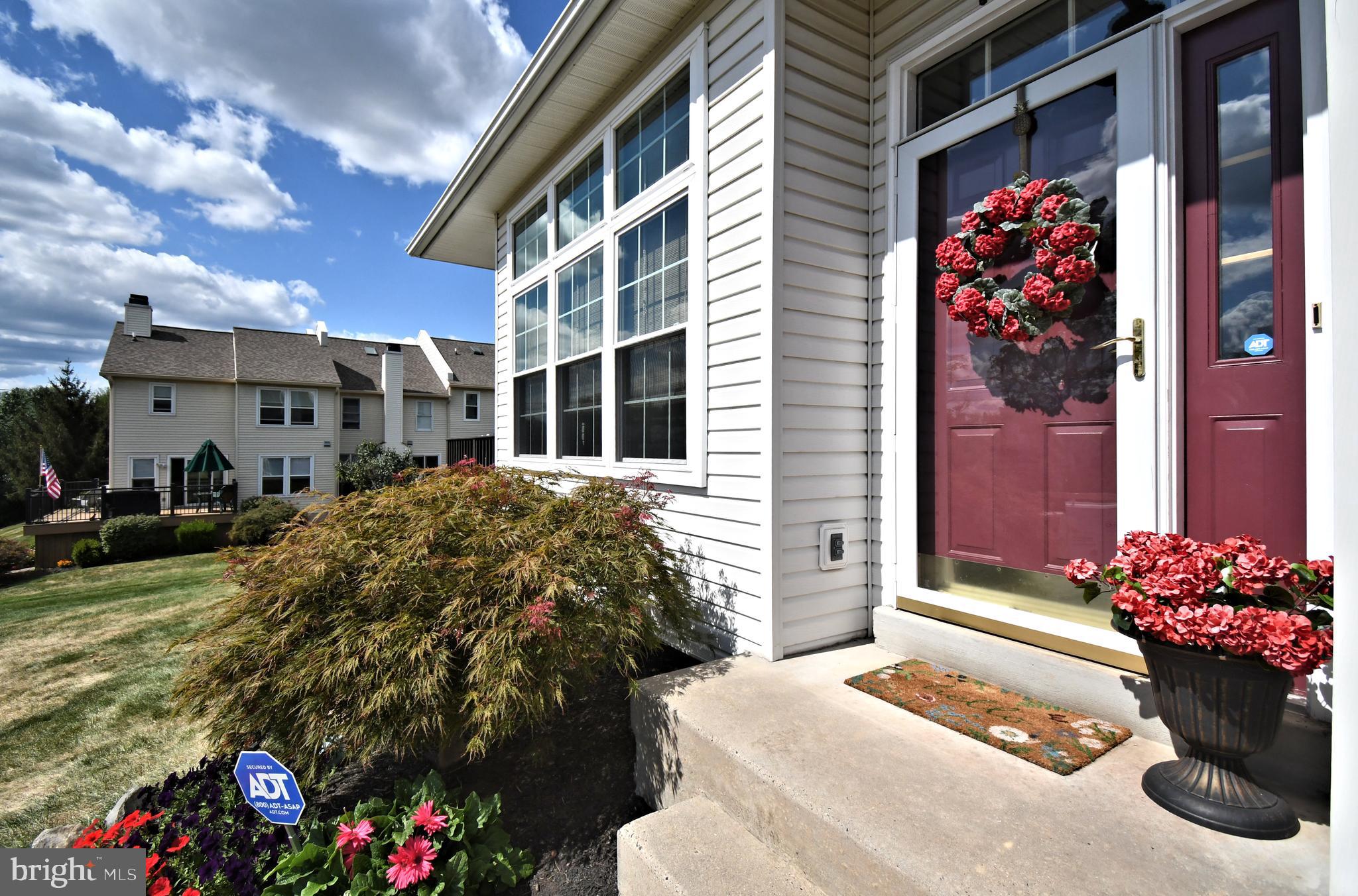 578 HARRINGTON COURT