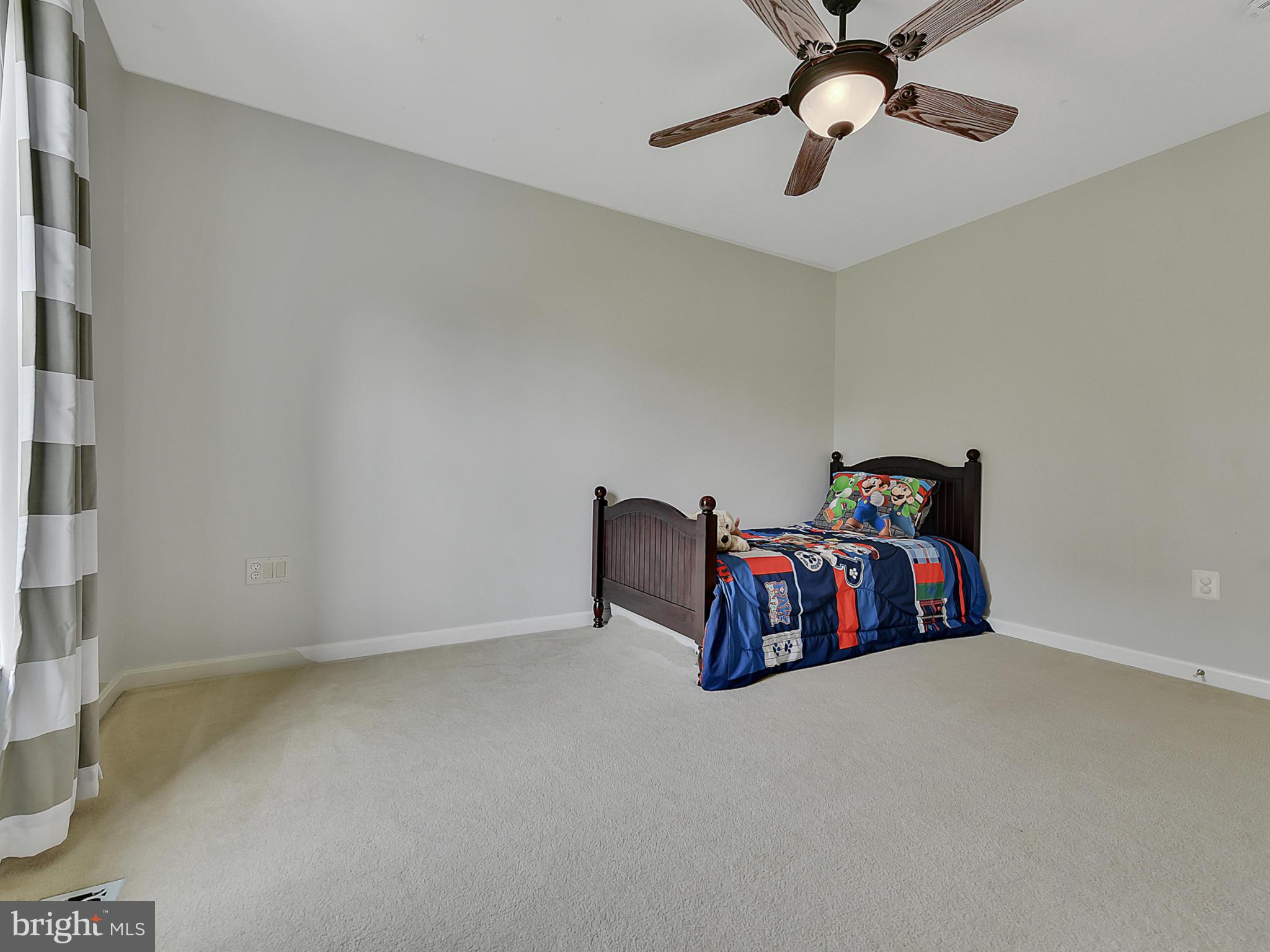 GREEN HILL MANOR - Residential