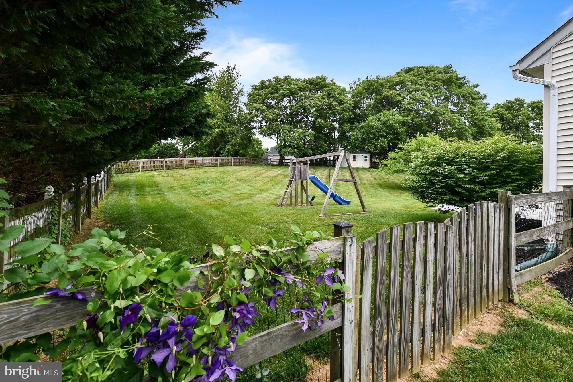 GREEN HILL MANOR - Residential