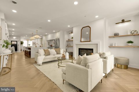 1706 BAY STREET SE WASHINGTON DC 20003