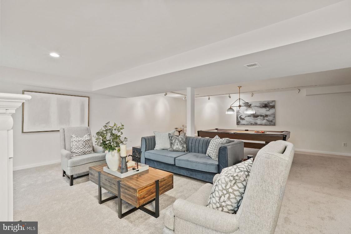 SEMINARY RIDGE - Residential