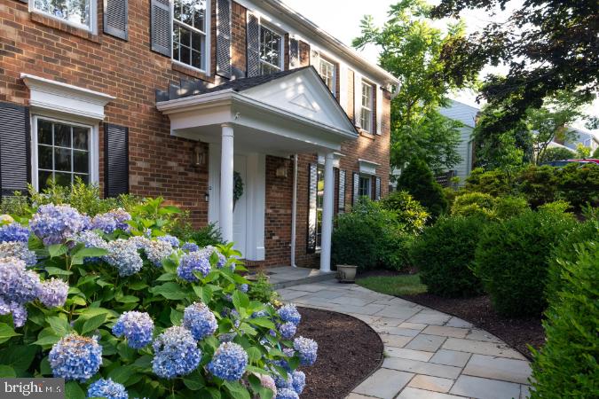 SEMINARY RIDGE - Residential