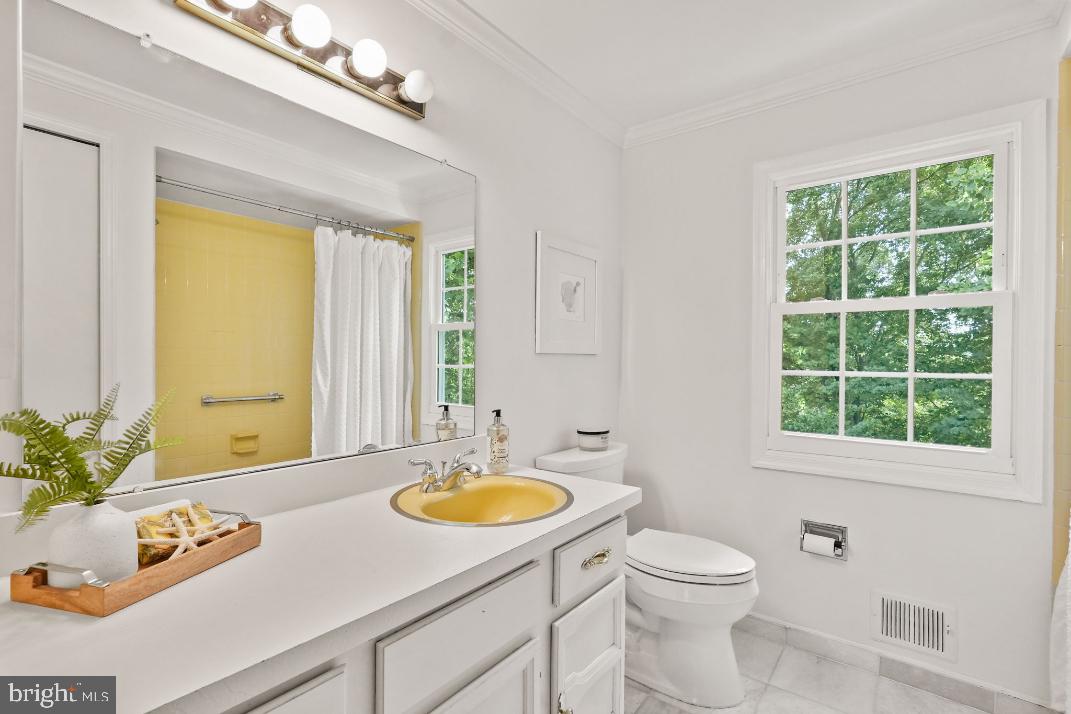 SEMINARY RIDGE - Residential