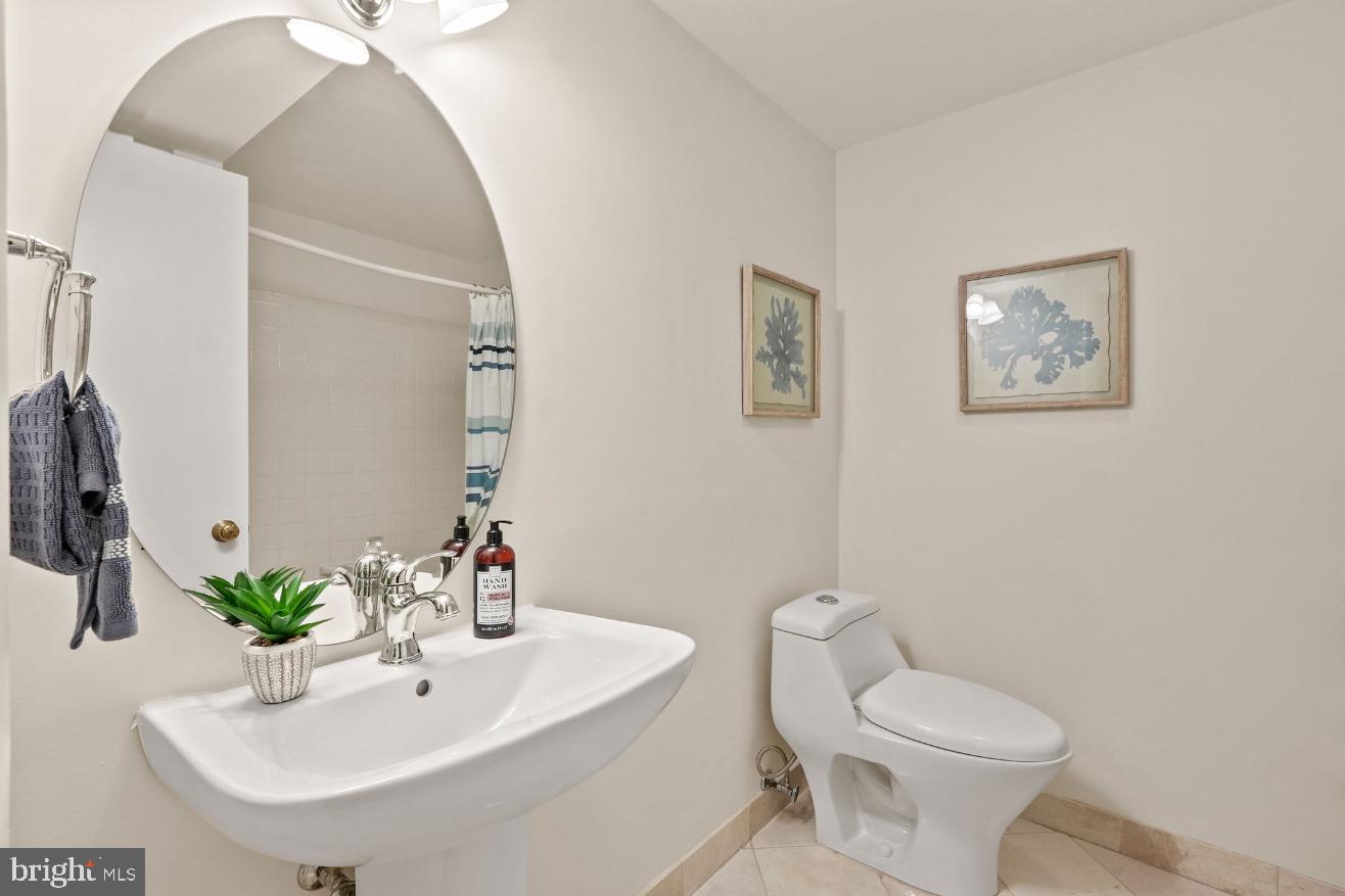 SEMINARY RIDGE - Residential