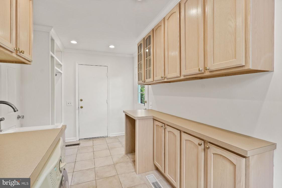 SEMINARY RIDGE - Residential