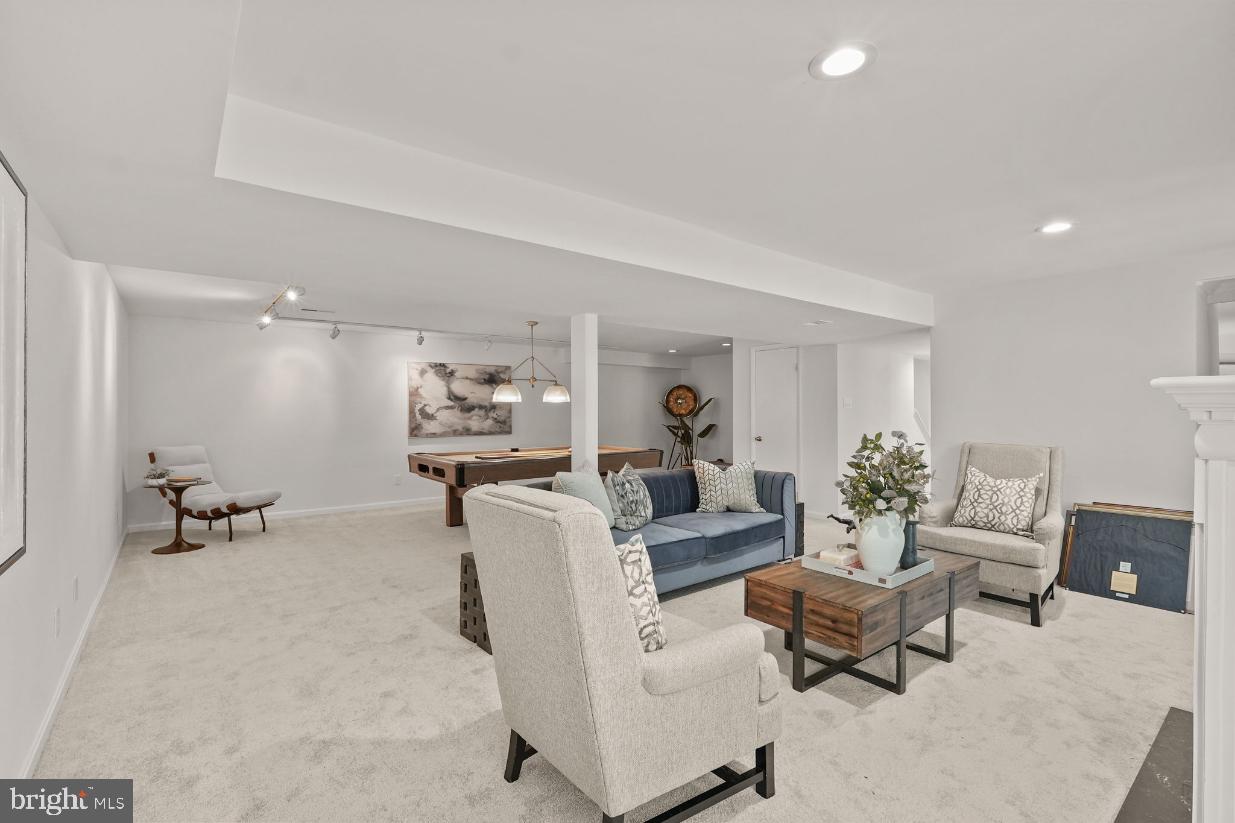 SEMINARY RIDGE - Residential