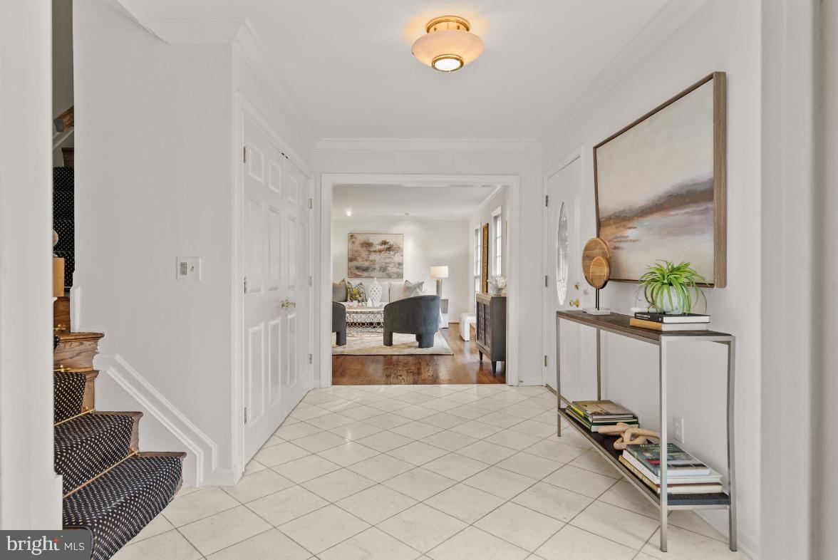 SEMINARY RIDGE - Residential