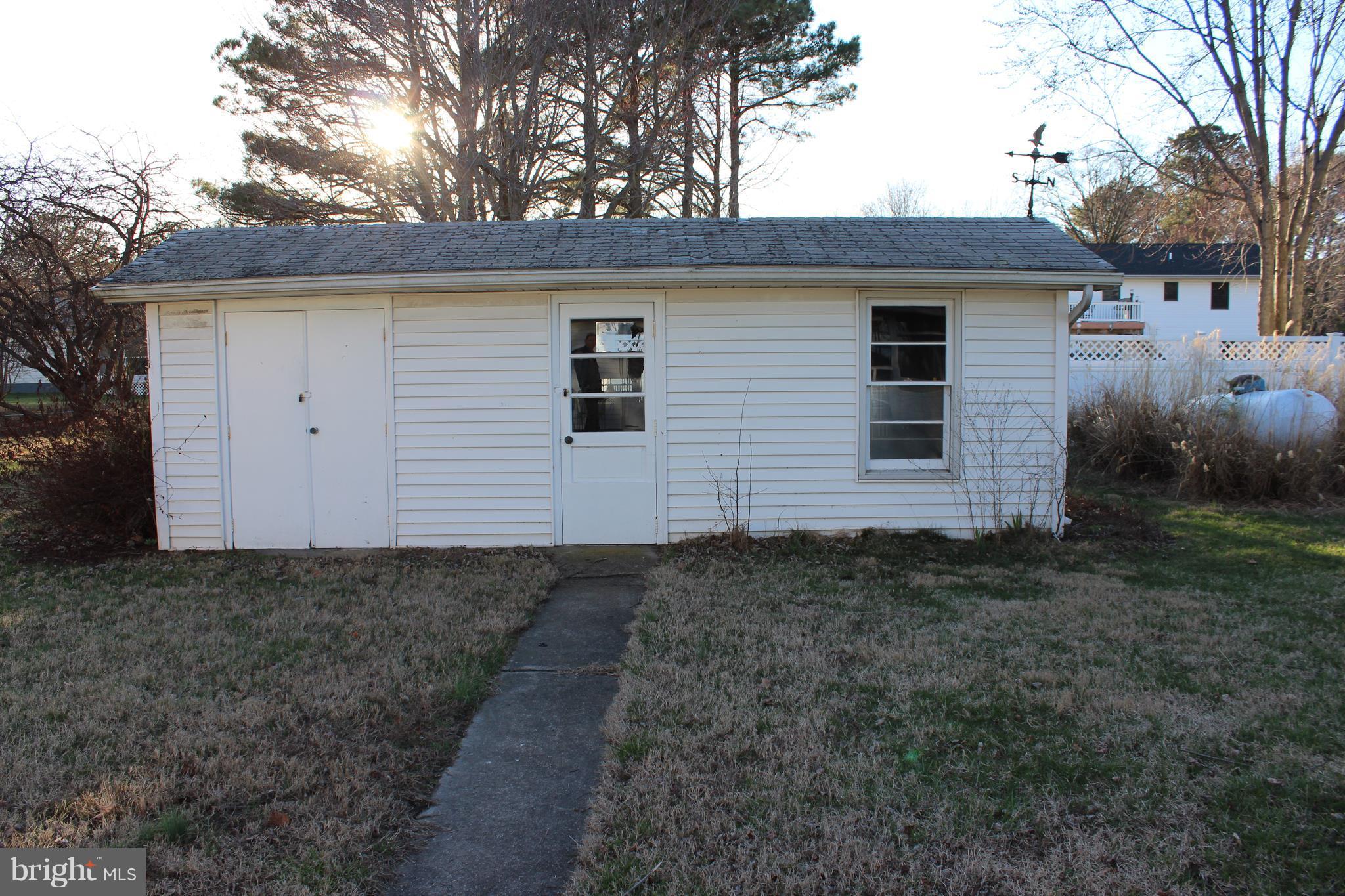 KENT ISLAND ESTATES - Residential