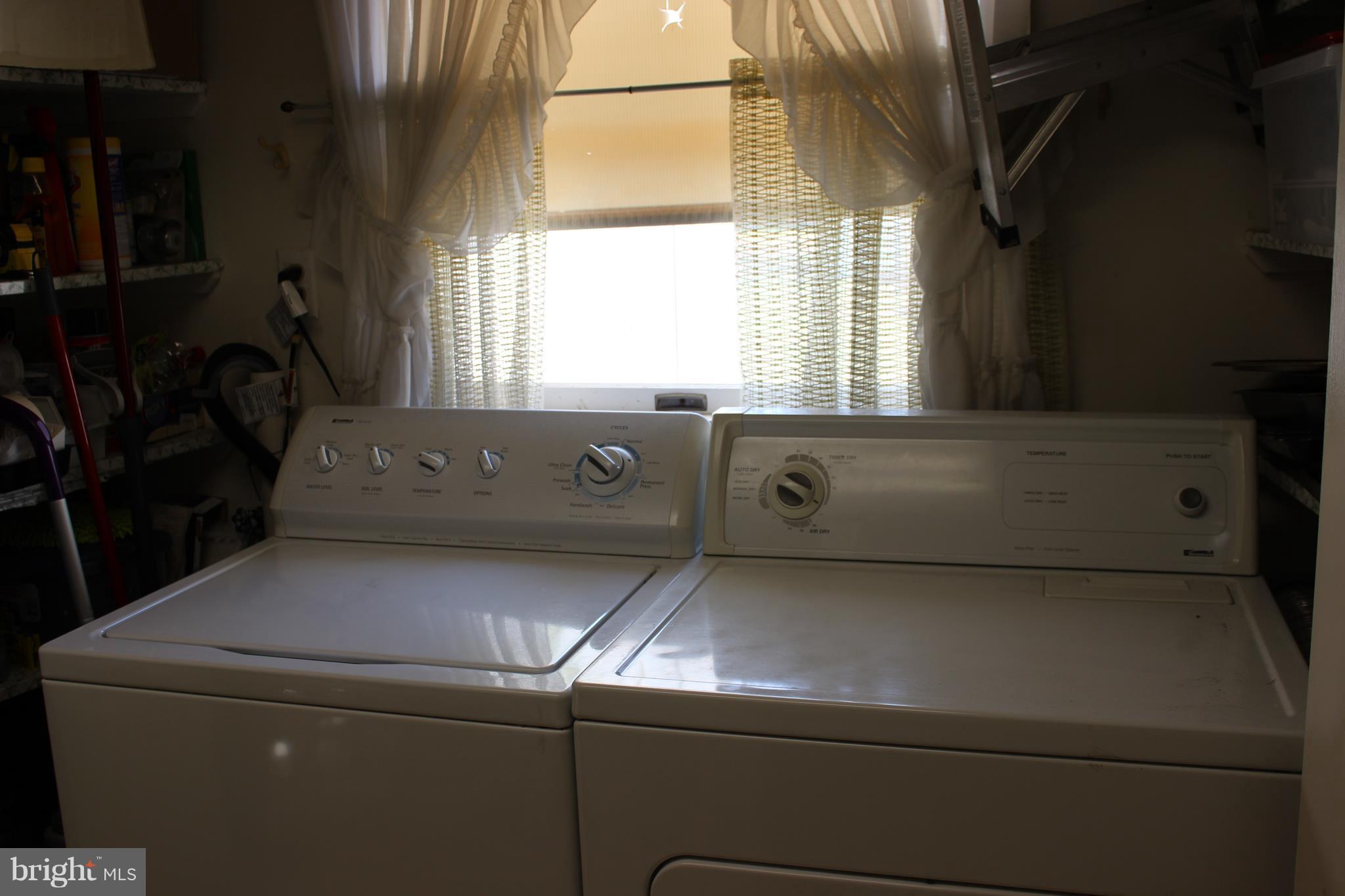 KENT ISLAND ESTATES - Residential