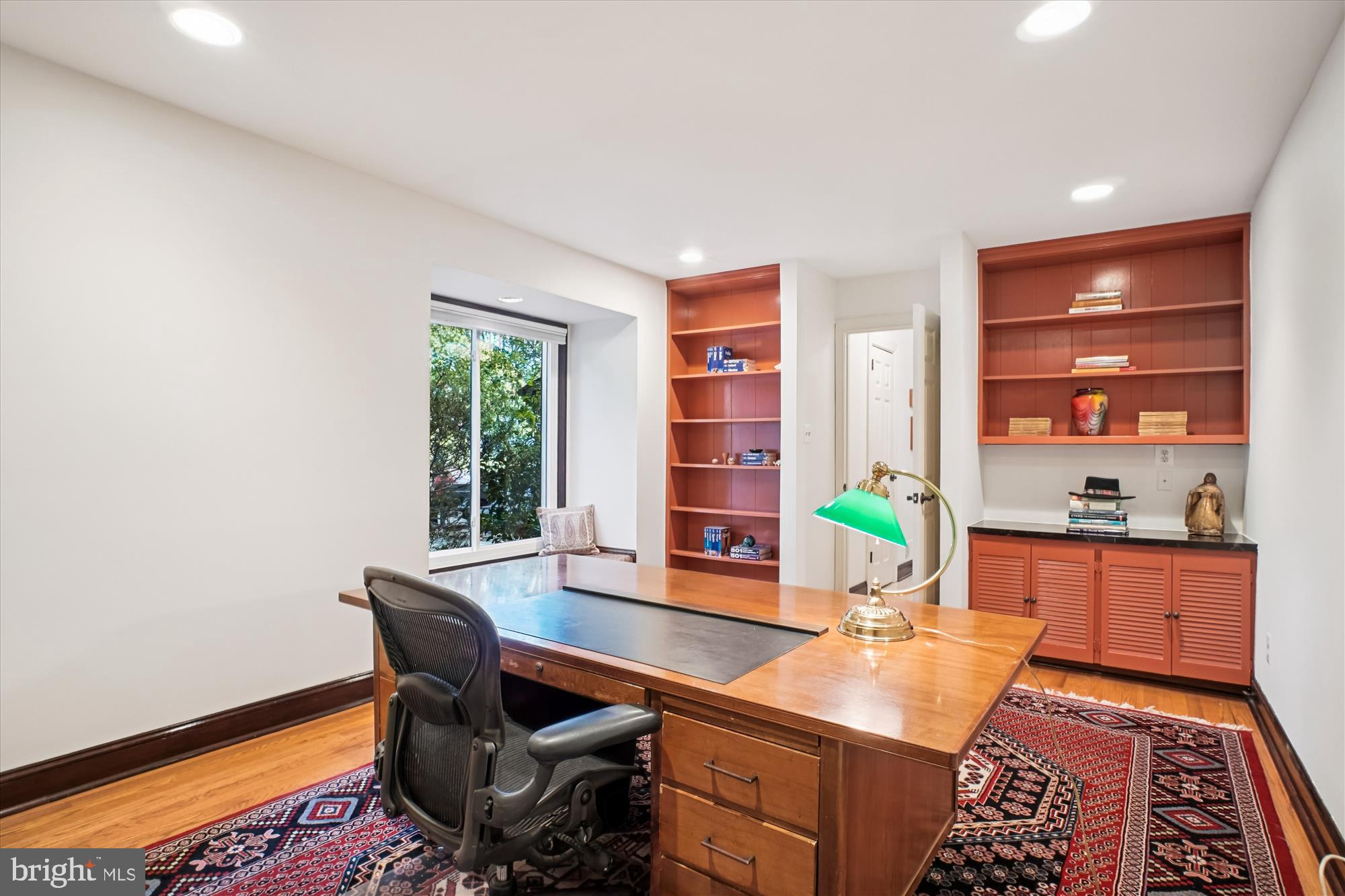 CHAIN BRIDGE FOREST - Residential