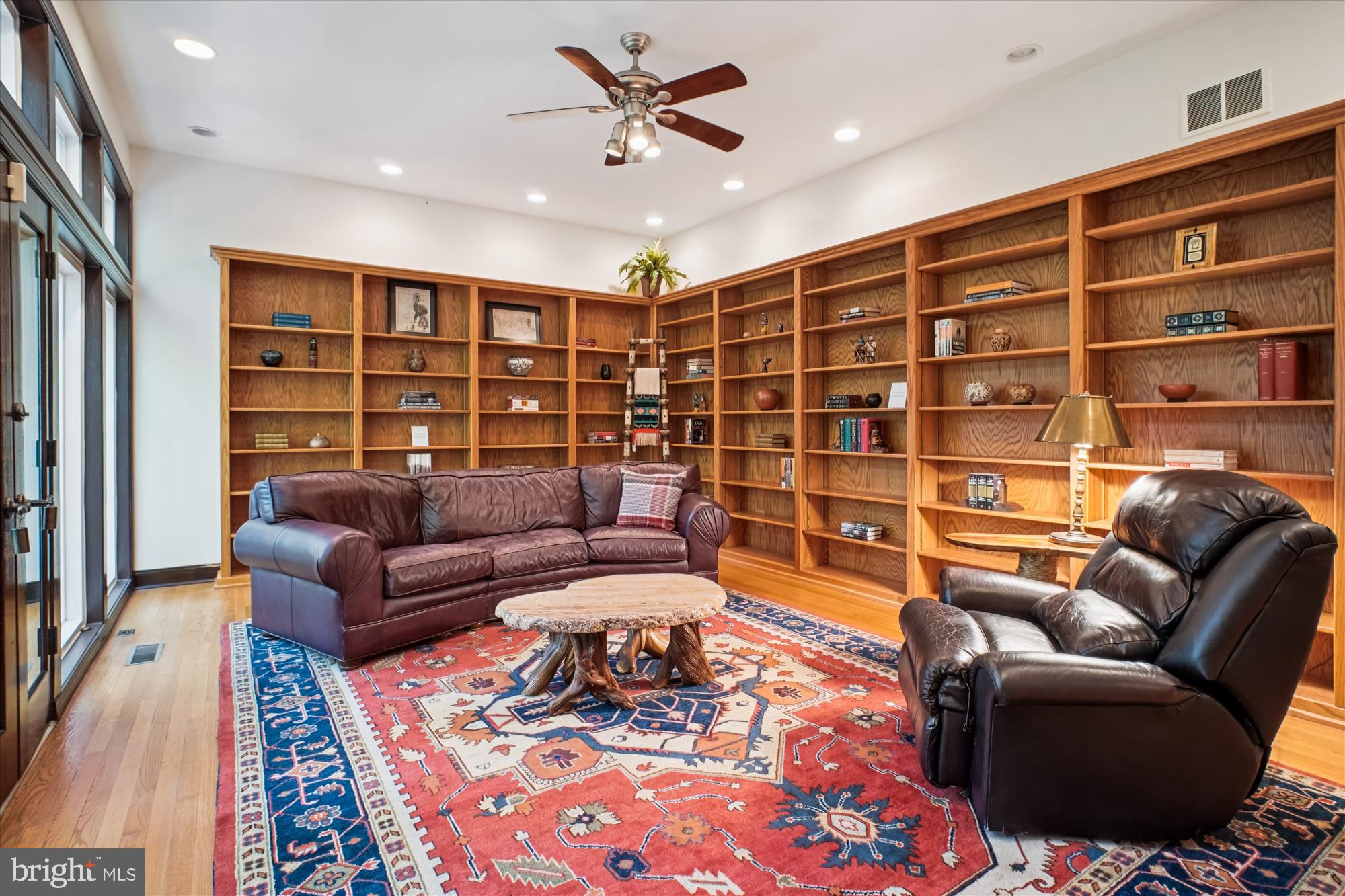 CHAIN BRIDGE FOREST - Residential