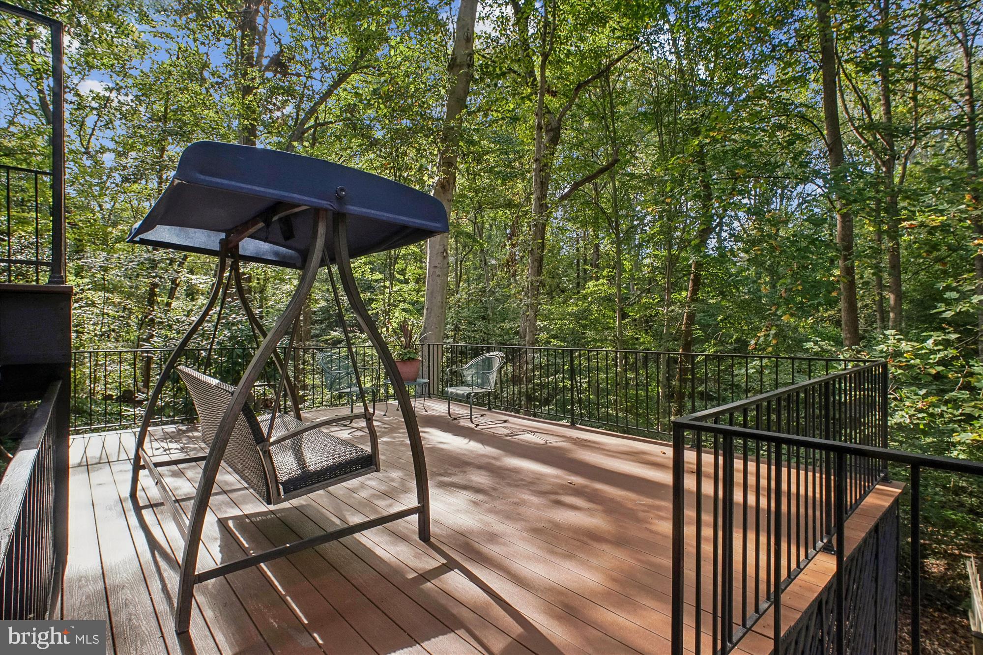 CHAIN BRIDGE FOREST - Residential