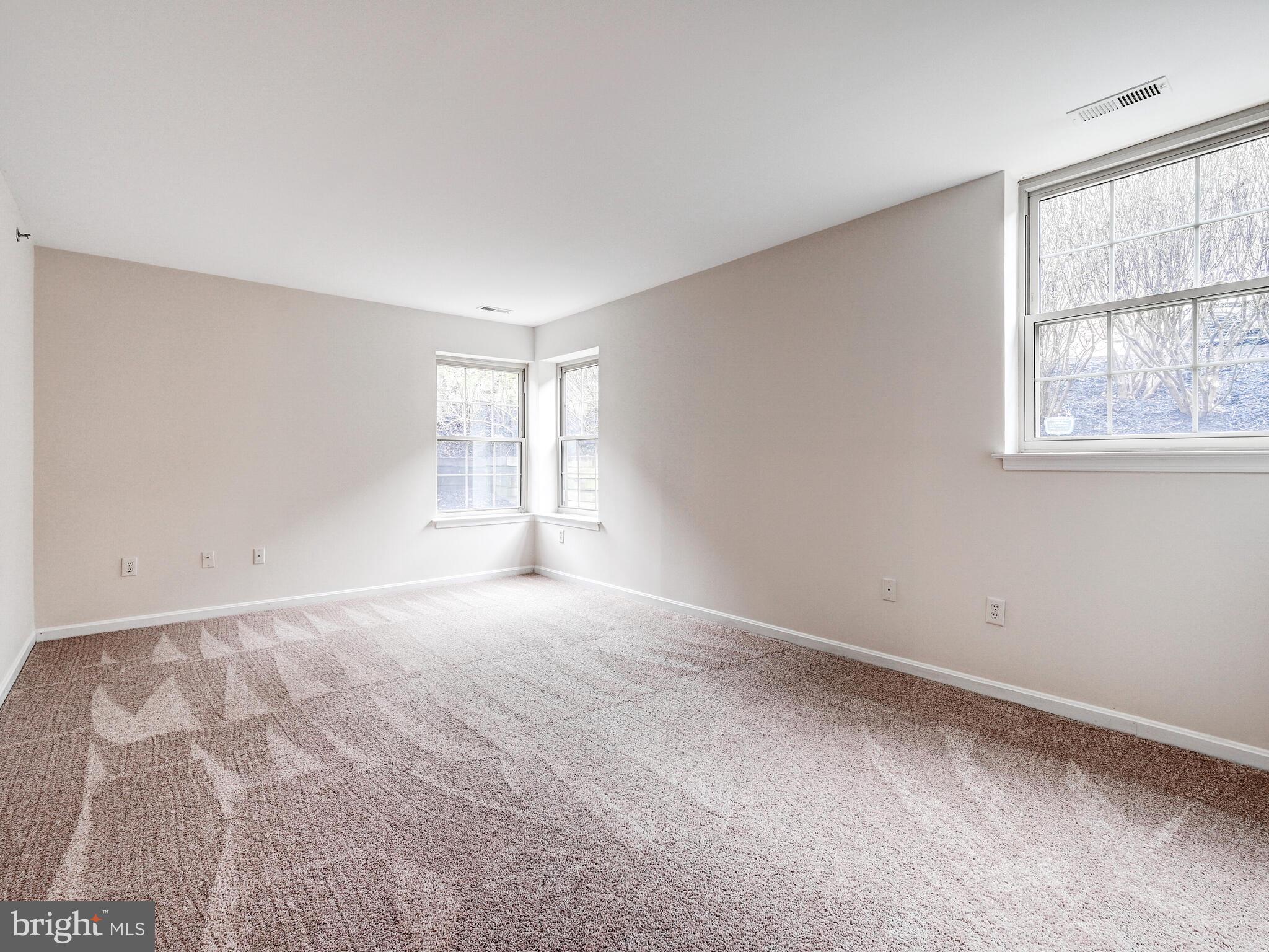 LOVETON FARMS - Residential