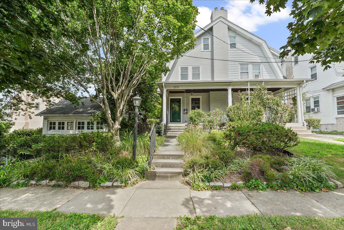 2531 BELMONT AVENUE