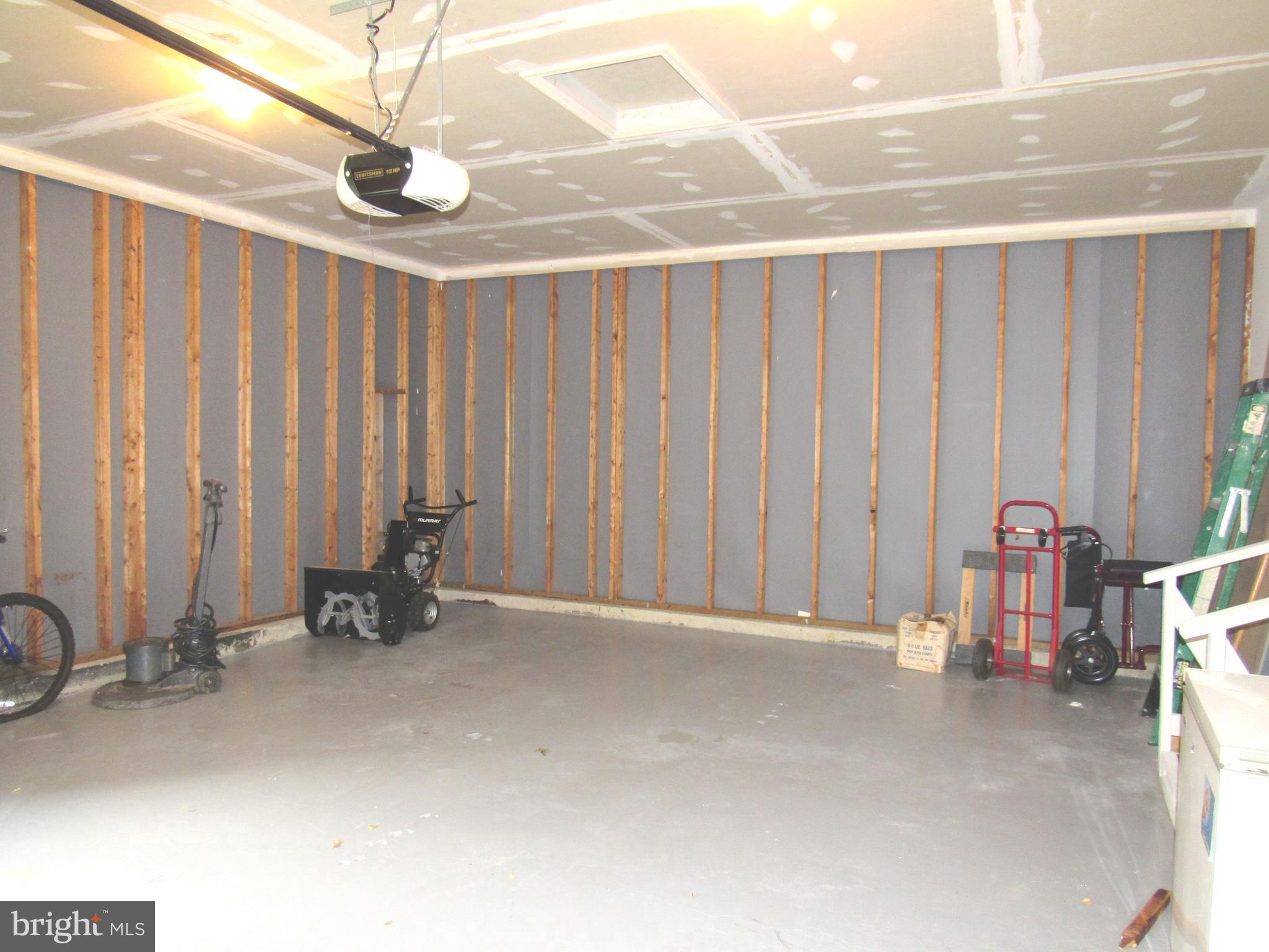 MITCHELLVILLE EAST - Residential