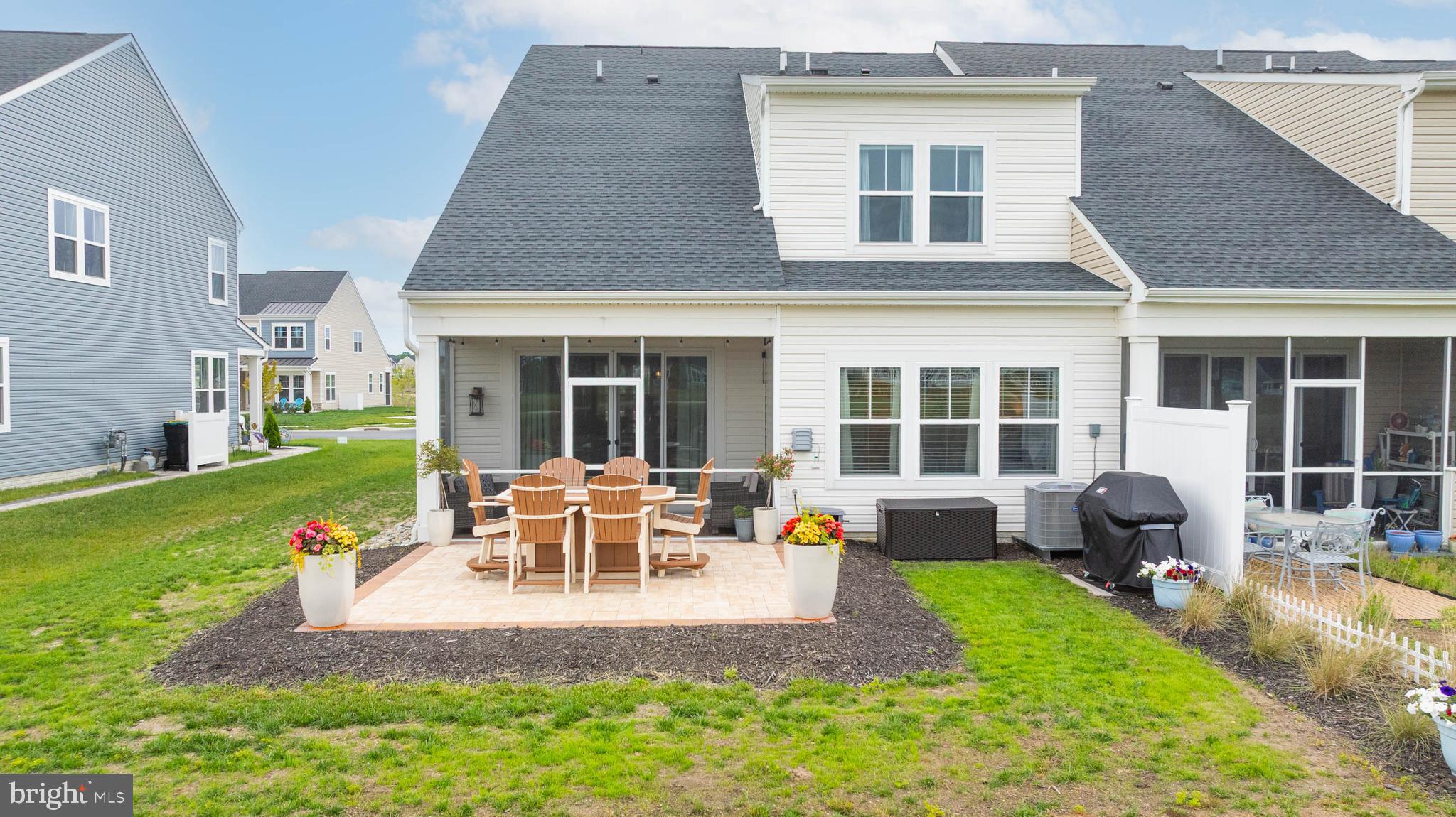 34384 BEAUFORT COURT
