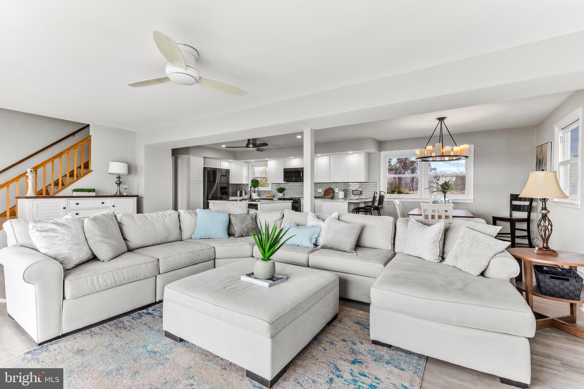 BOWLEYS QUARTERS - Residential