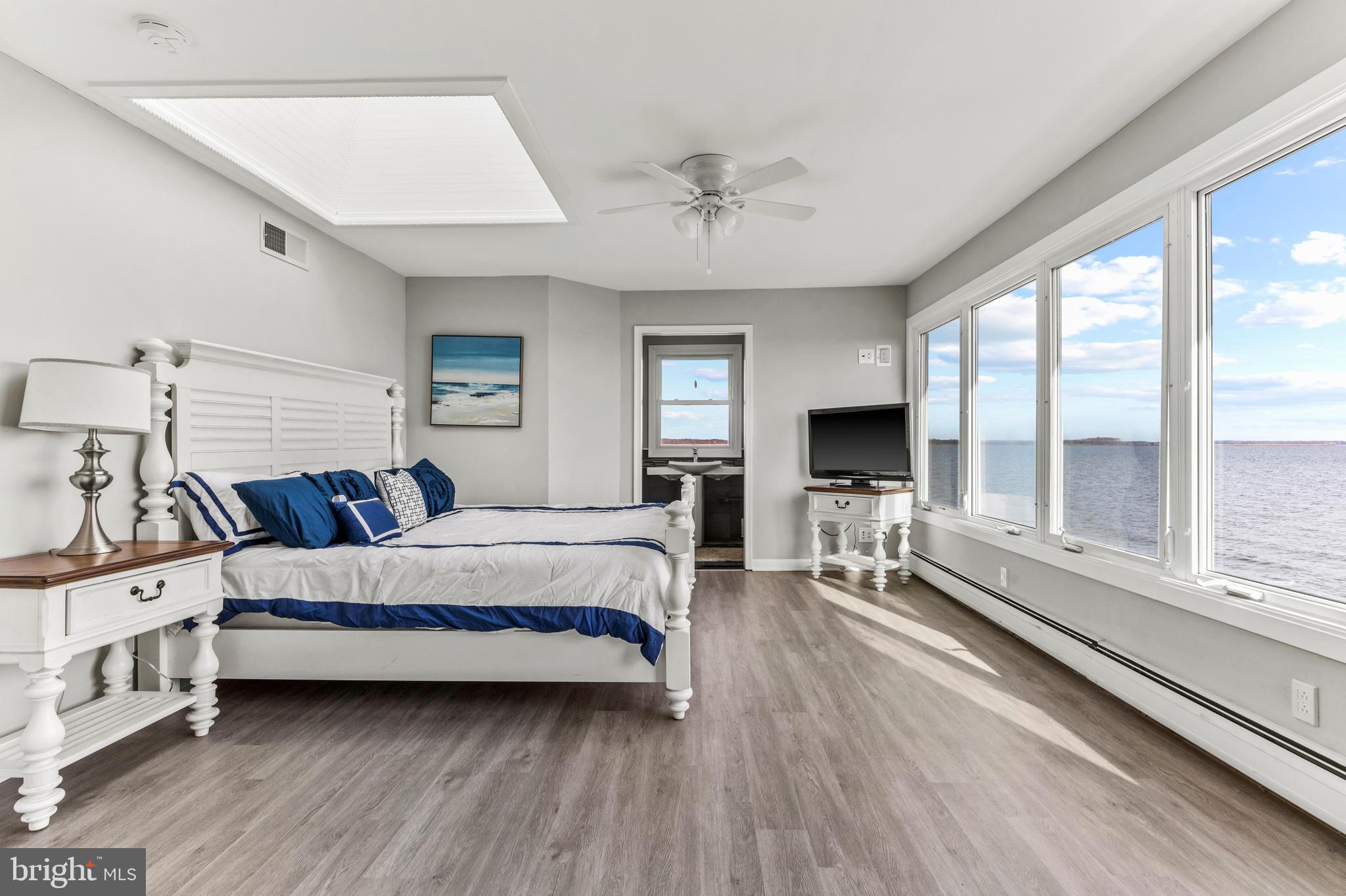 BOWLEYS QUARTERS - Residential