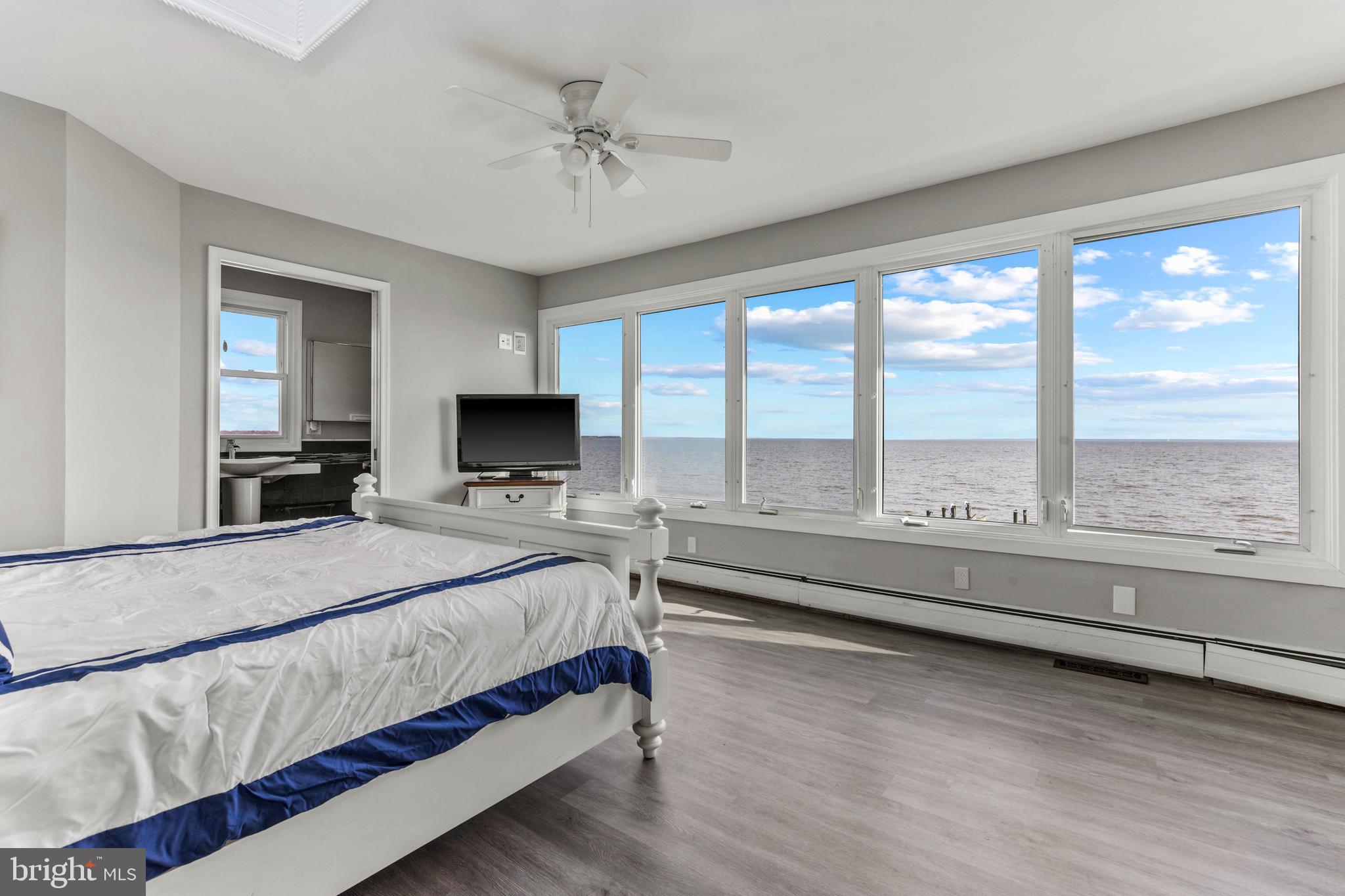 BOWLEYS QUARTERS - Residential