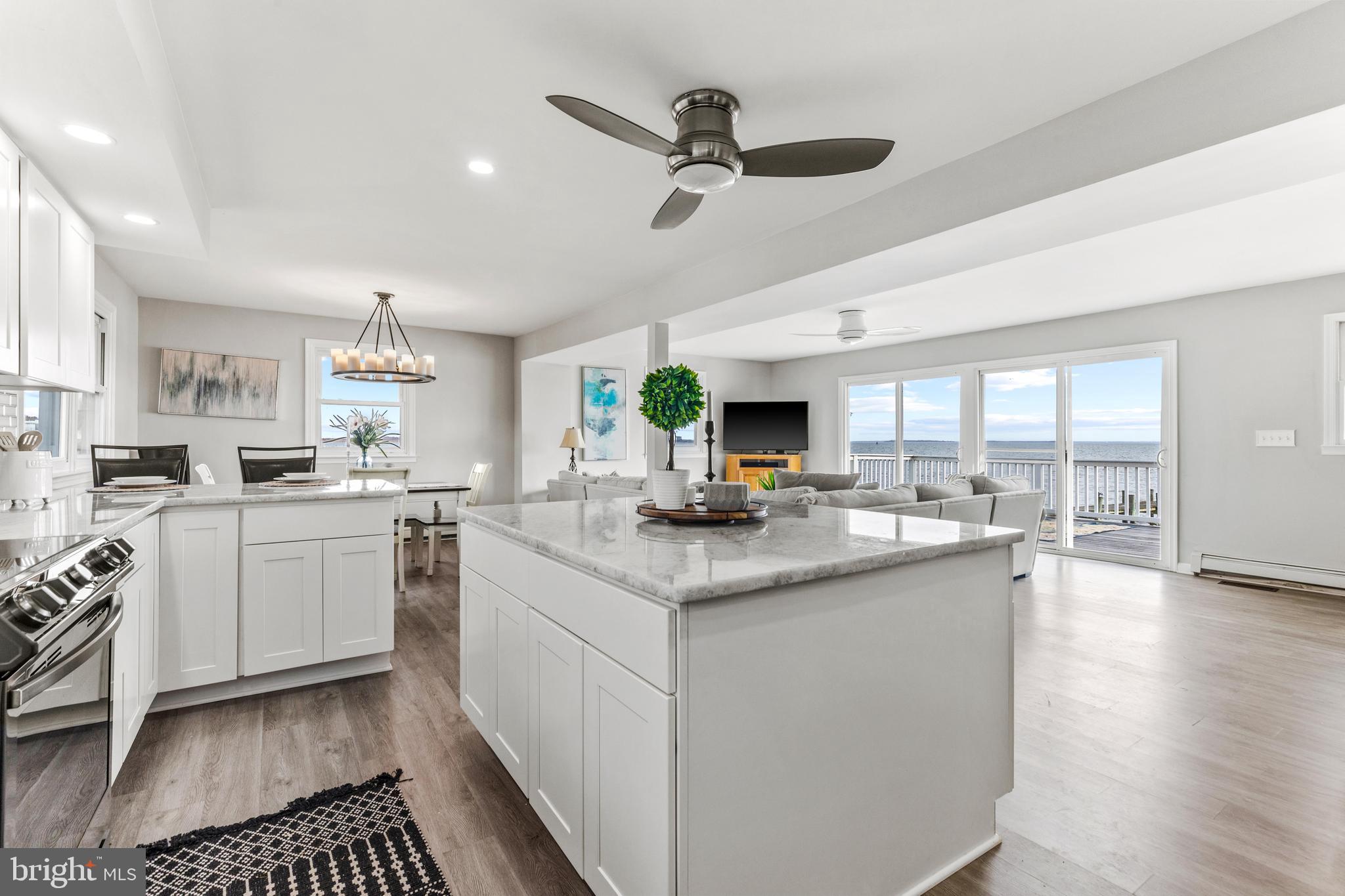 BOWLEYS QUARTERS - Residential