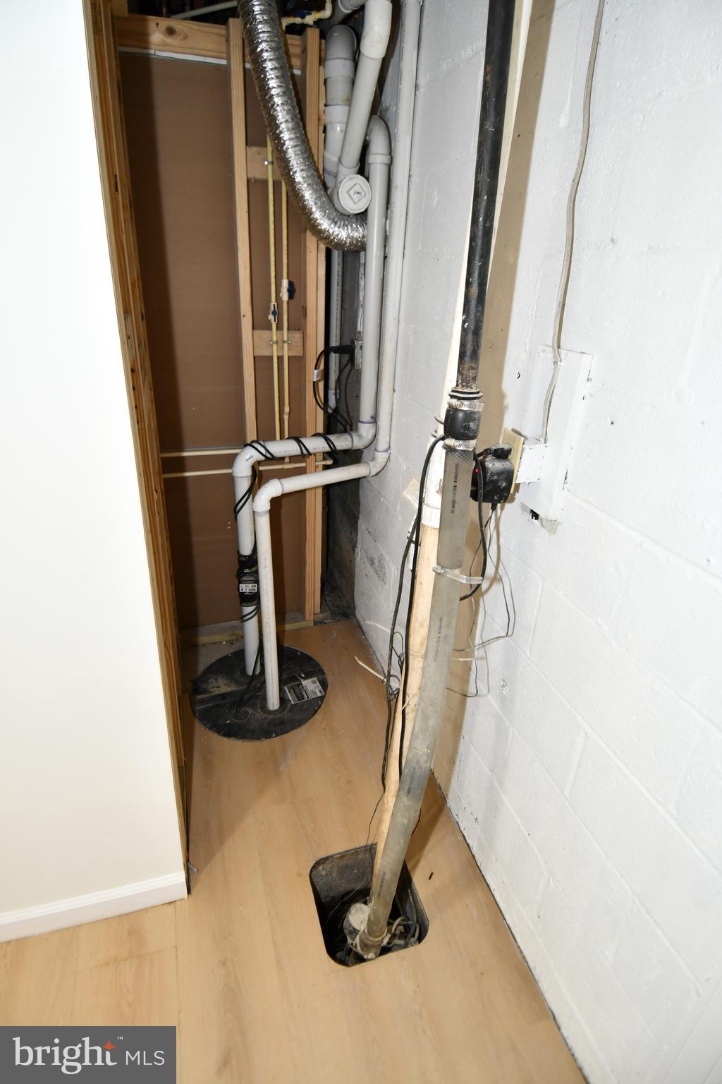 DAMASCUS OUTSIDE - Residential