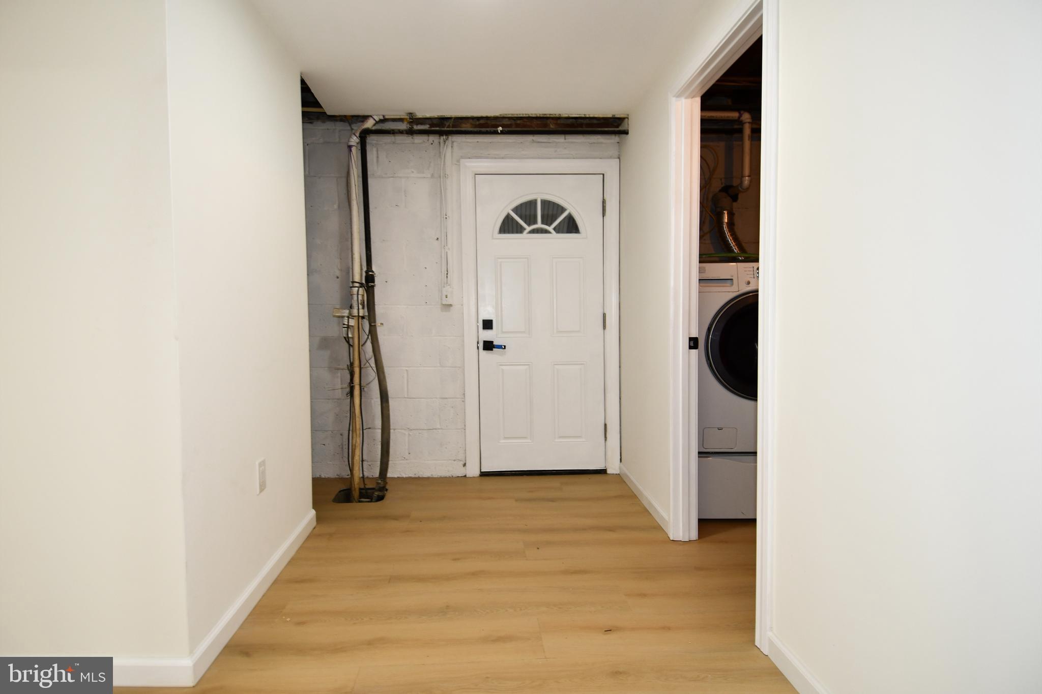 DAMASCUS OUTSIDE - Residential