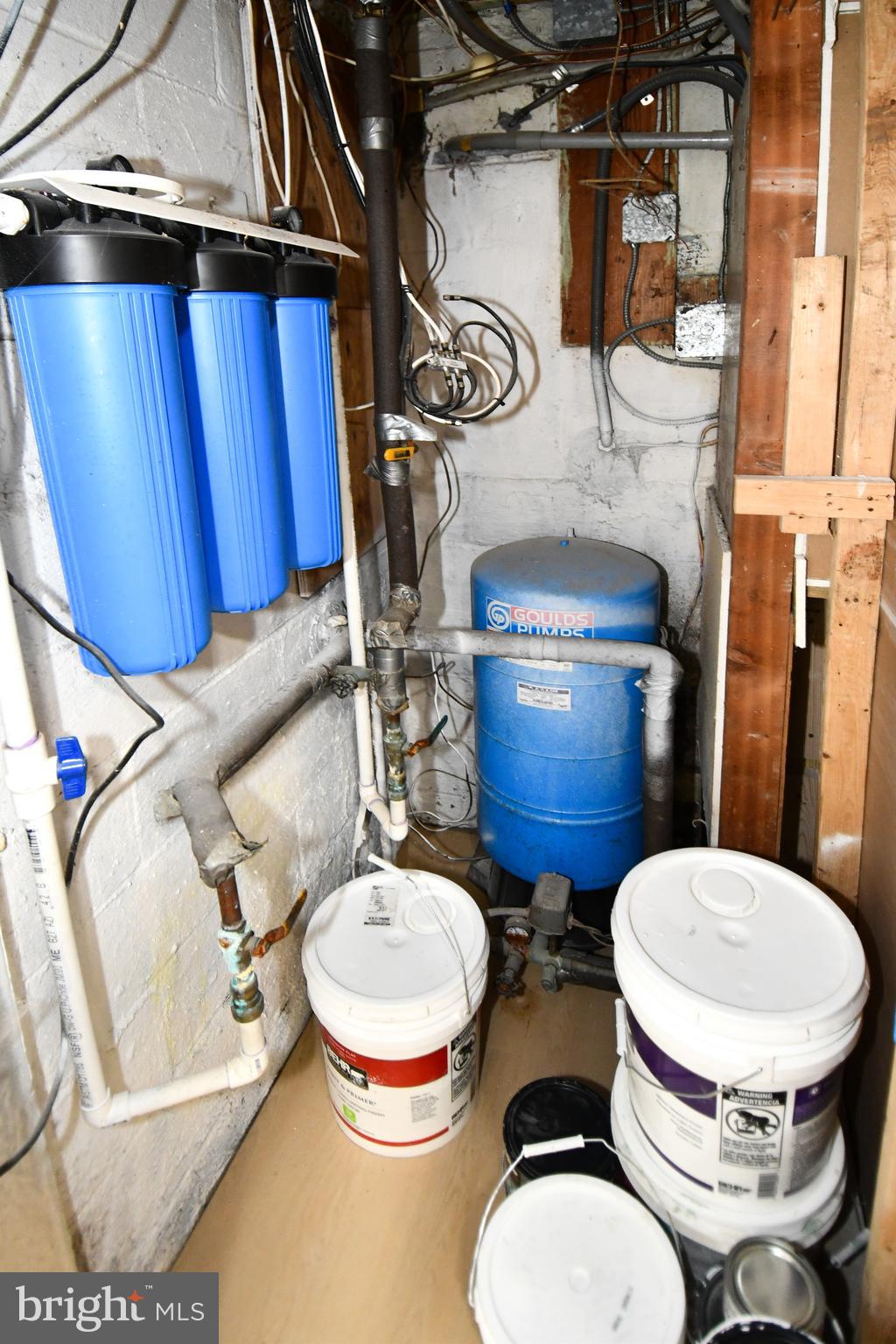 DAMASCUS OUTSIDE - Residential