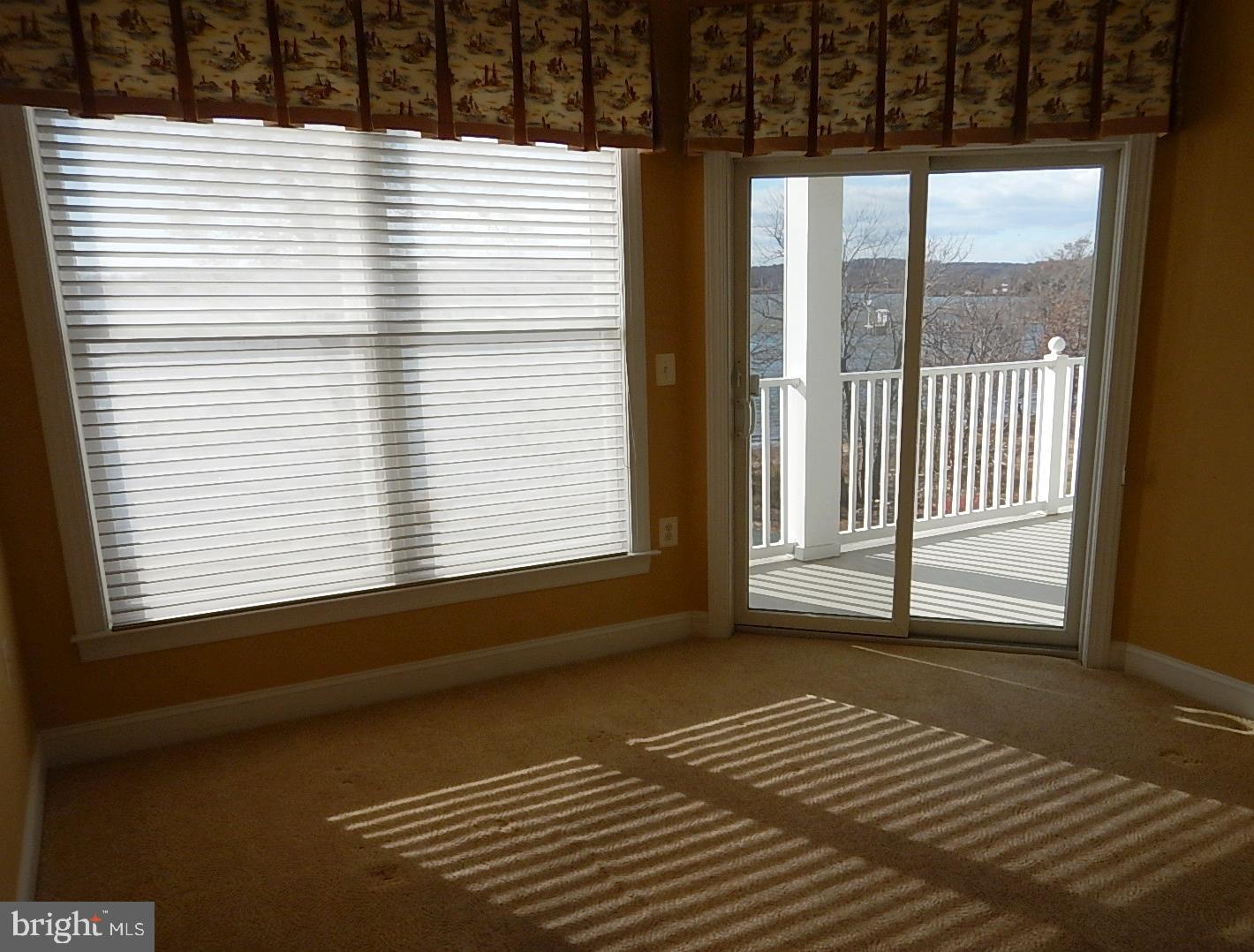 WATERS EDGE - Residential