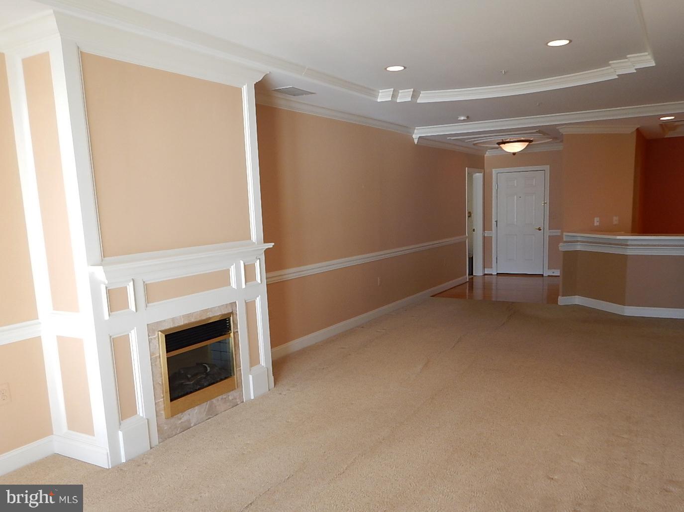 WATERS EDGE - Residential