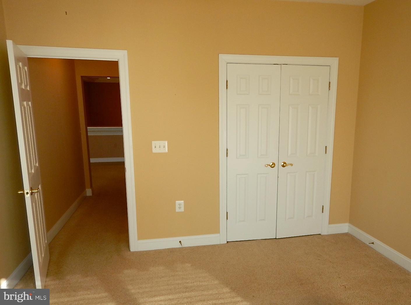 WATERS EDGE - Residential