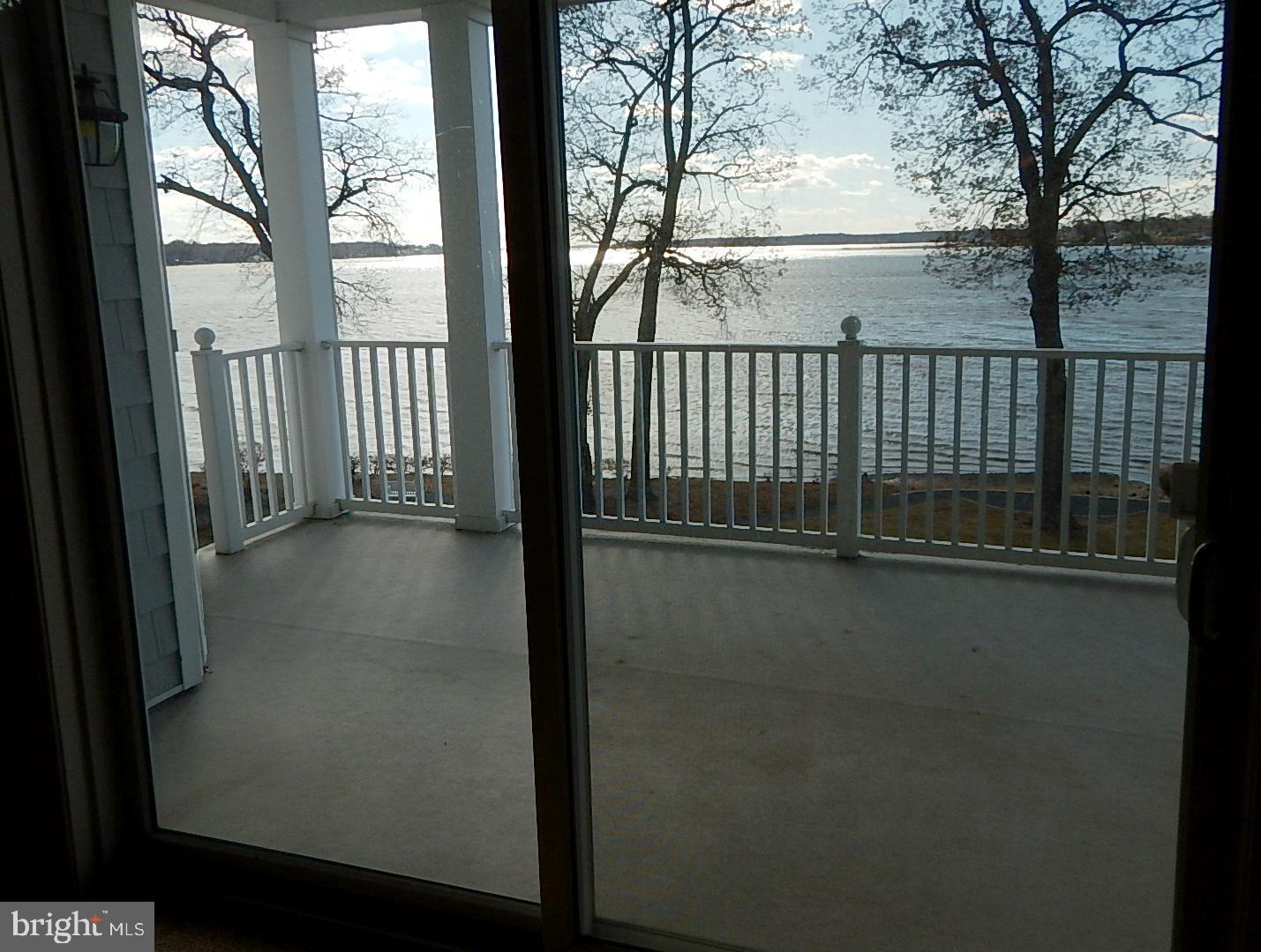 WATERS EDGE - Residential