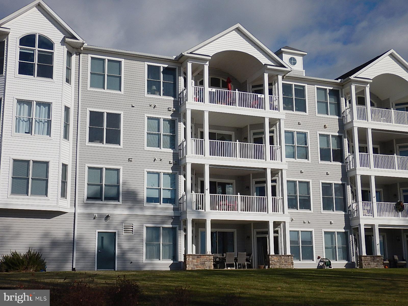 WATERS EDGE - Residential